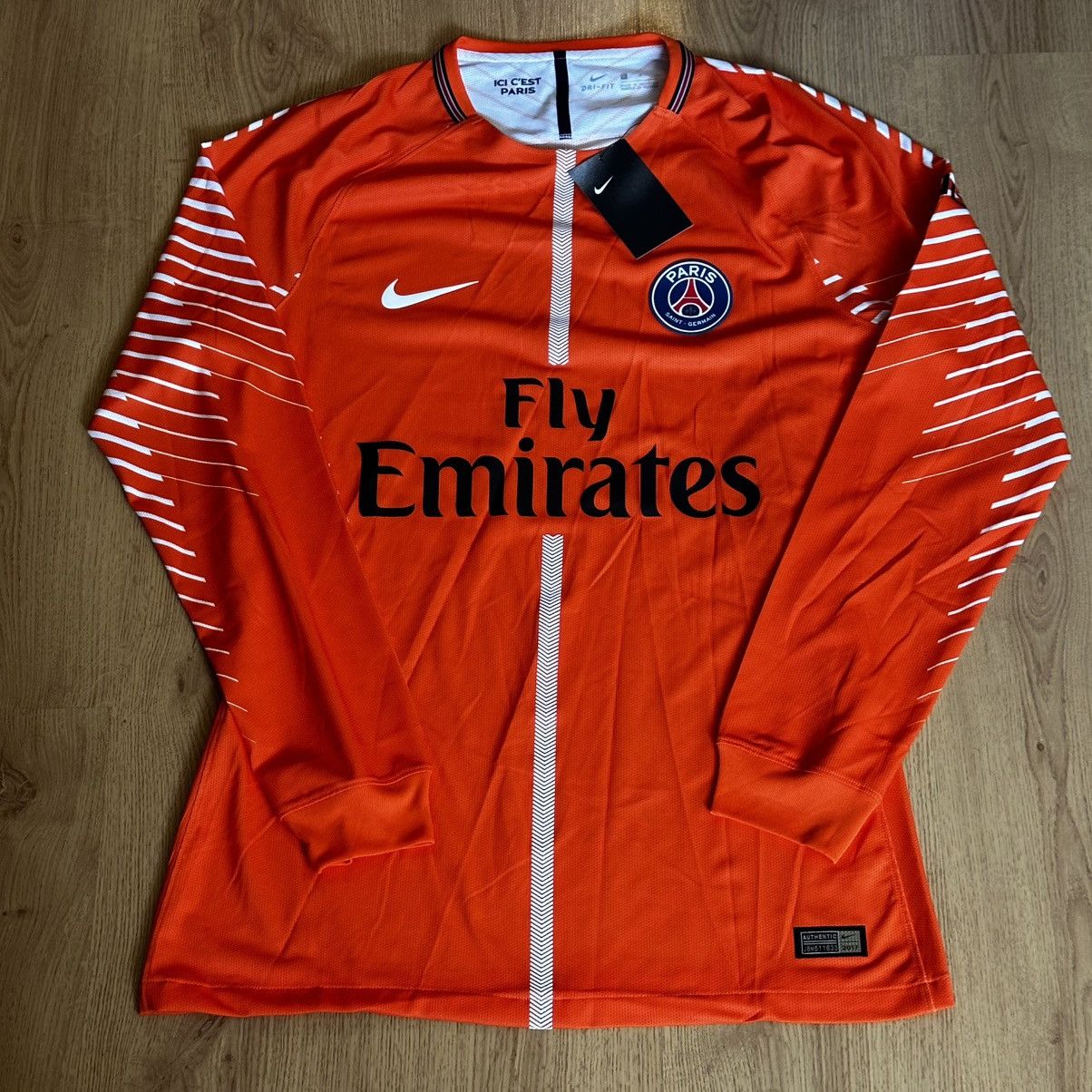 Nike PARIS SAINT-GERMAIN 2017-2018 GK NIKE LONGSLEEVE SHIRT Size US L / EU 52-54 / 3 - 1 Thumbnail