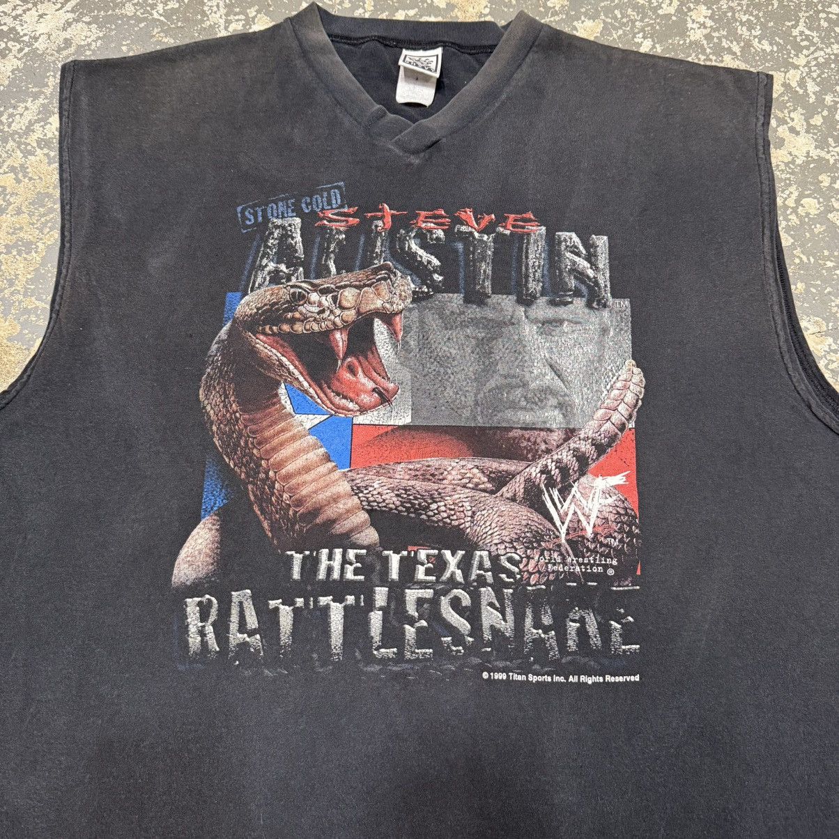 WWE Vintage Stone Cold Steve Austin Texas RattleSnake Tank tee Size US XL / EU 56 / 4 - 5 Thumbnail