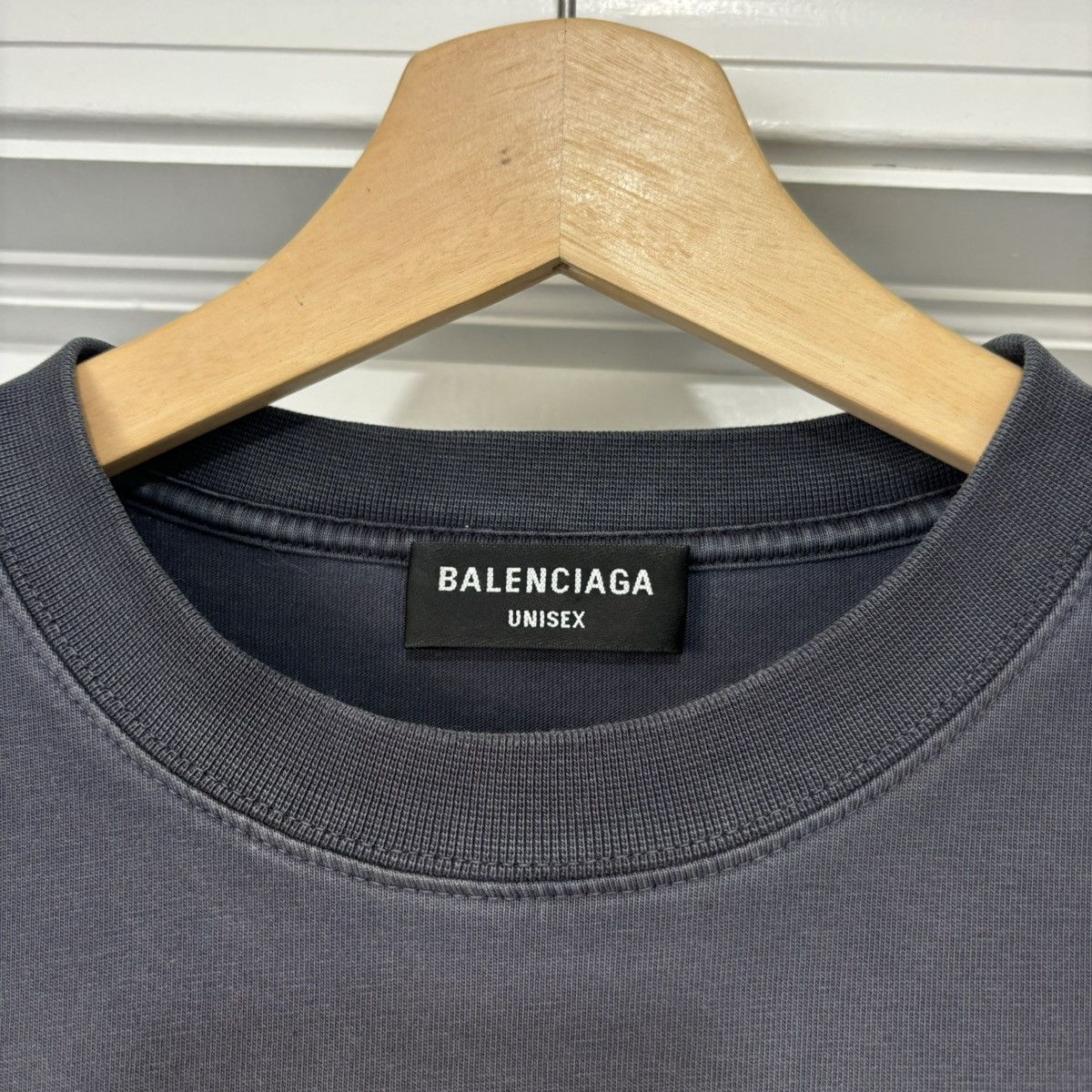 Balenciaga Balenciaga College Crest Tee Size Small fits XL Size US S / EU 44-46 / 1 - 6 Thumbnail