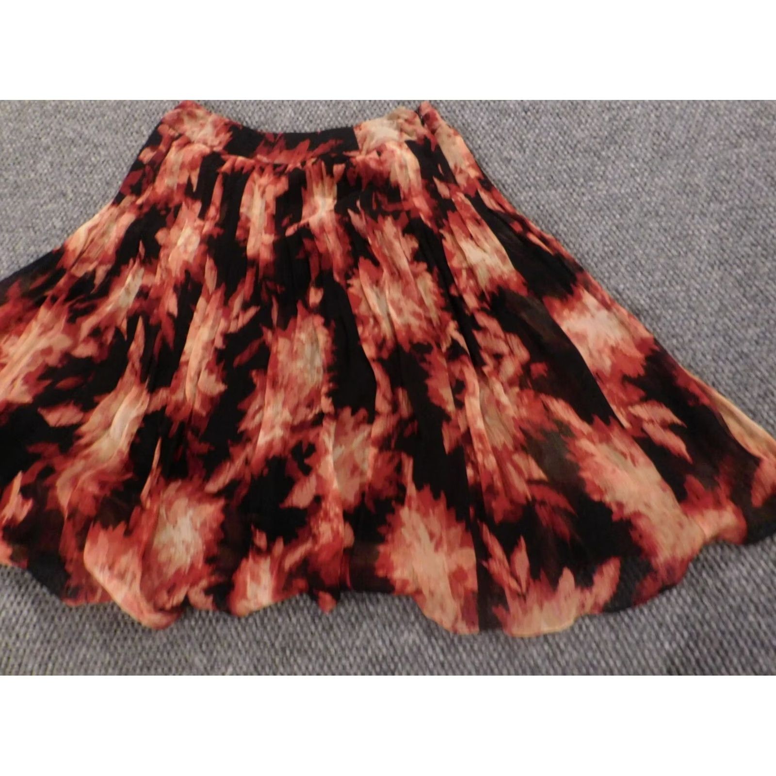Alfani Alfani Skirt Womens 6 Red Silk A-Line Lined Ruffle Knee Length Vintage No Size 28" / US 6 / IT 42 - 3 Thumbnail
