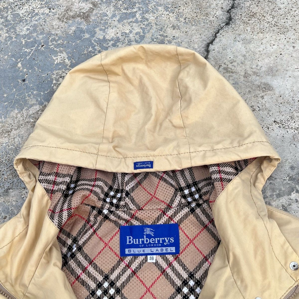 Burberry Vintage Burberrys Blue Label Nice Light Jacket Parka Design Size M / US 6-8 / IT 42-44 - 4 Thumbnail