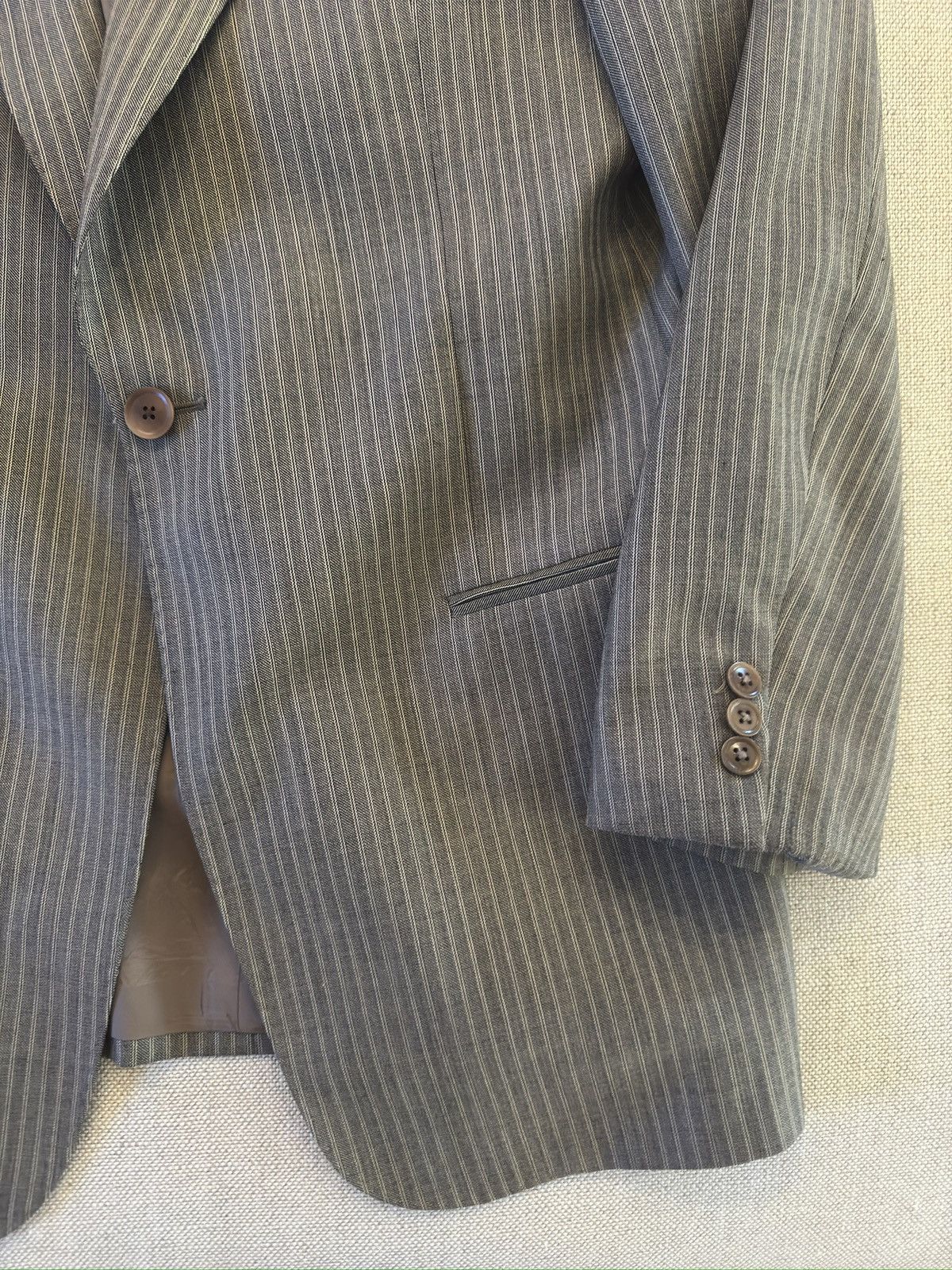 Armani Collezioni ARMANI COLLEZIONI Made in Italy Peak Lapel Suit Jacket 40R Size 40R - 3 Thumbnail