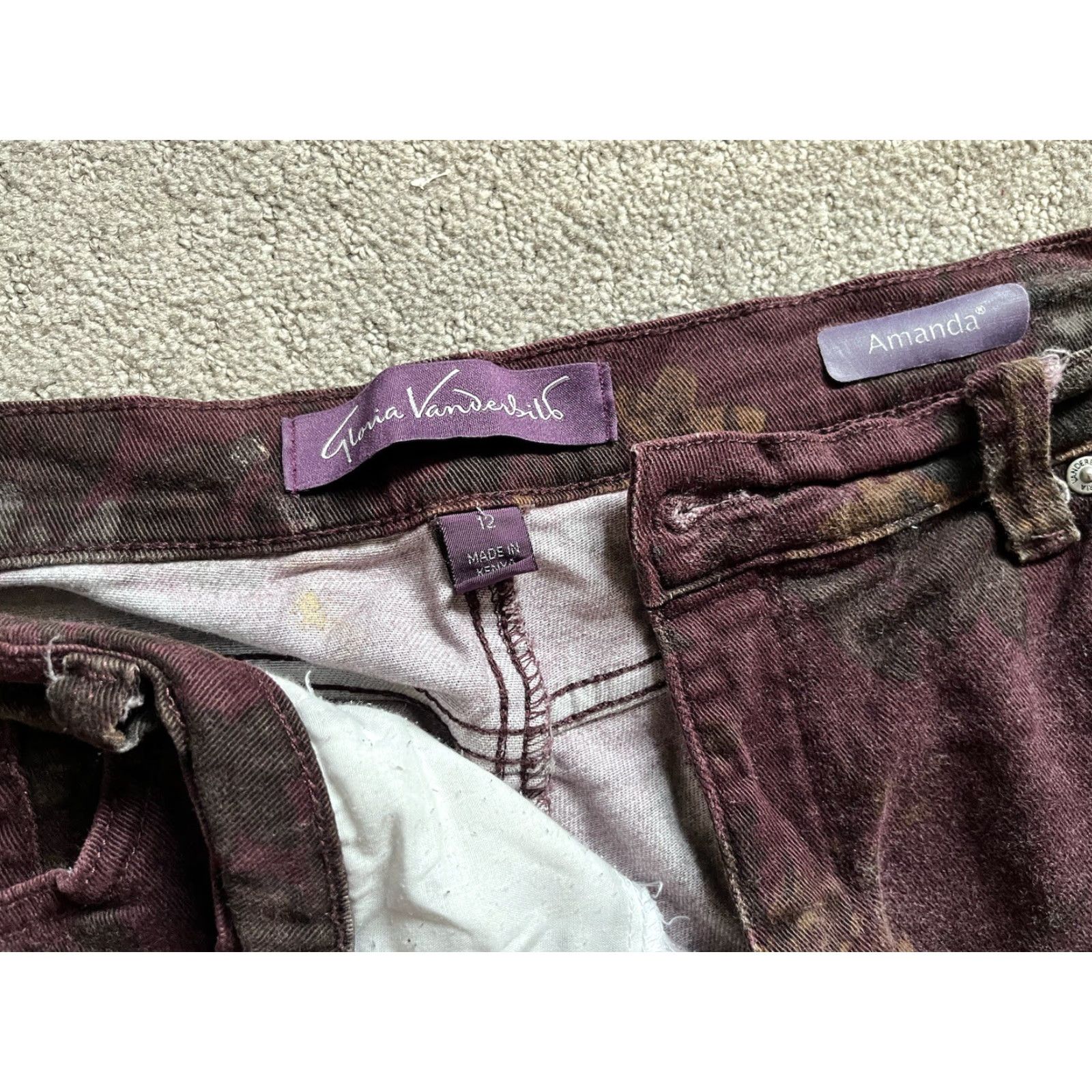 Gloria Vanderbilt Gloria Vanderbilt Amanda Jeans Womens 12 Burgundy Floral High Rise Straight Denim Cotton Blend City Classic Modern Pockets 12 Womens Jeans (Size) Red Size 34" / US 12 / IT 48 - 5 Thumbnail