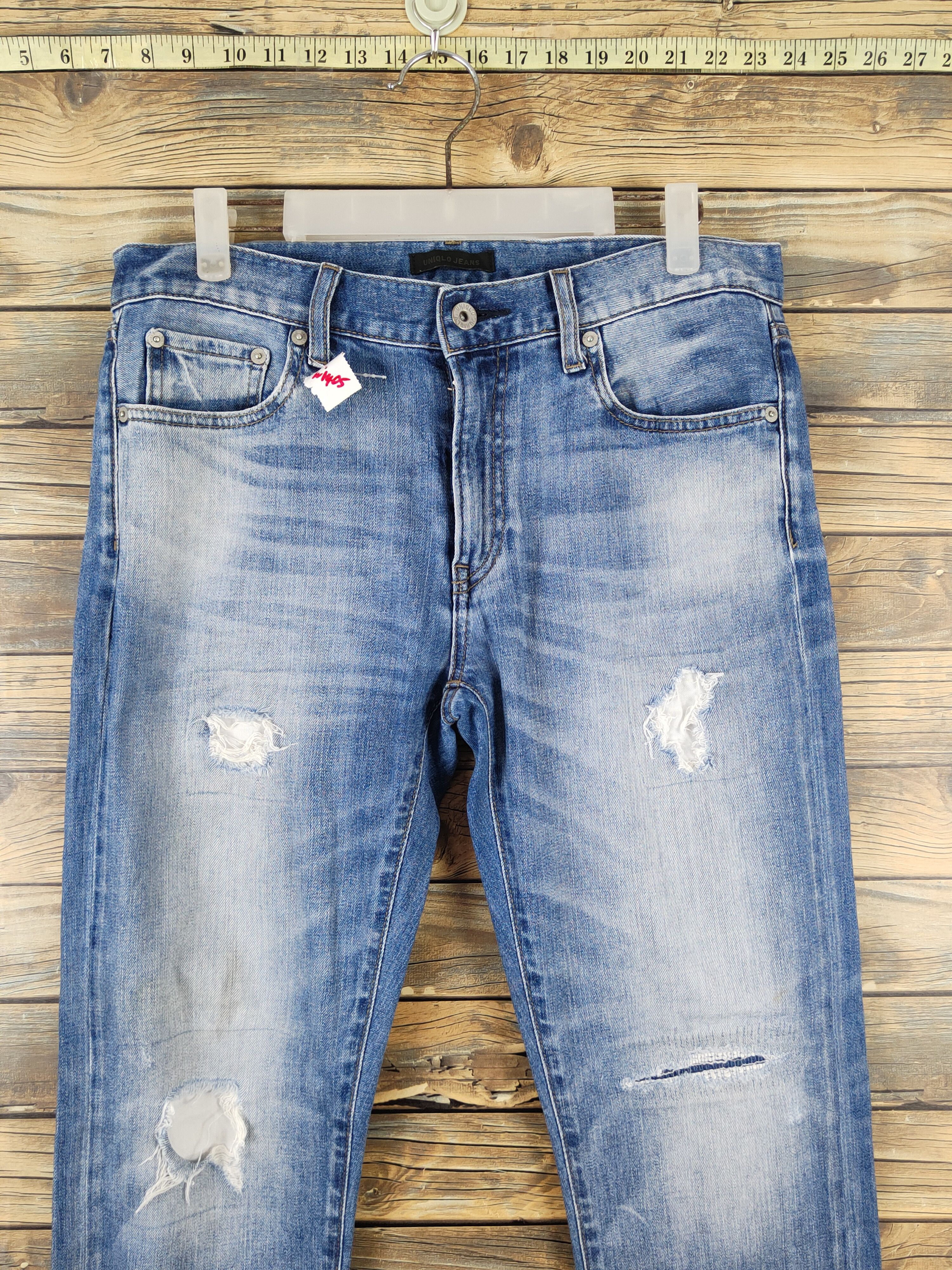 Japanese Brand Uniqlo fabric by Kaihara Blue Distressed Ripped Jeans #W1405 Size US 31 - 2 Thumbnail