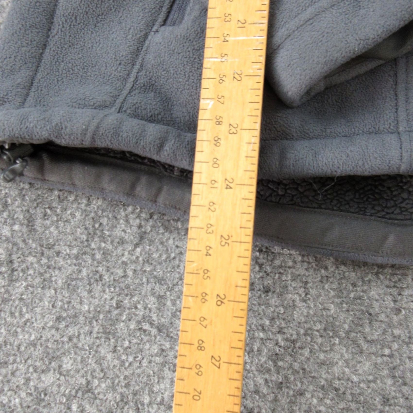 Mountain Hardwear Mountain Hardwear Fleece Jacket Women S Gray Hooded Zip Pockets Hiking Size S / US 4 / IT 40 - 4 Thumbnail