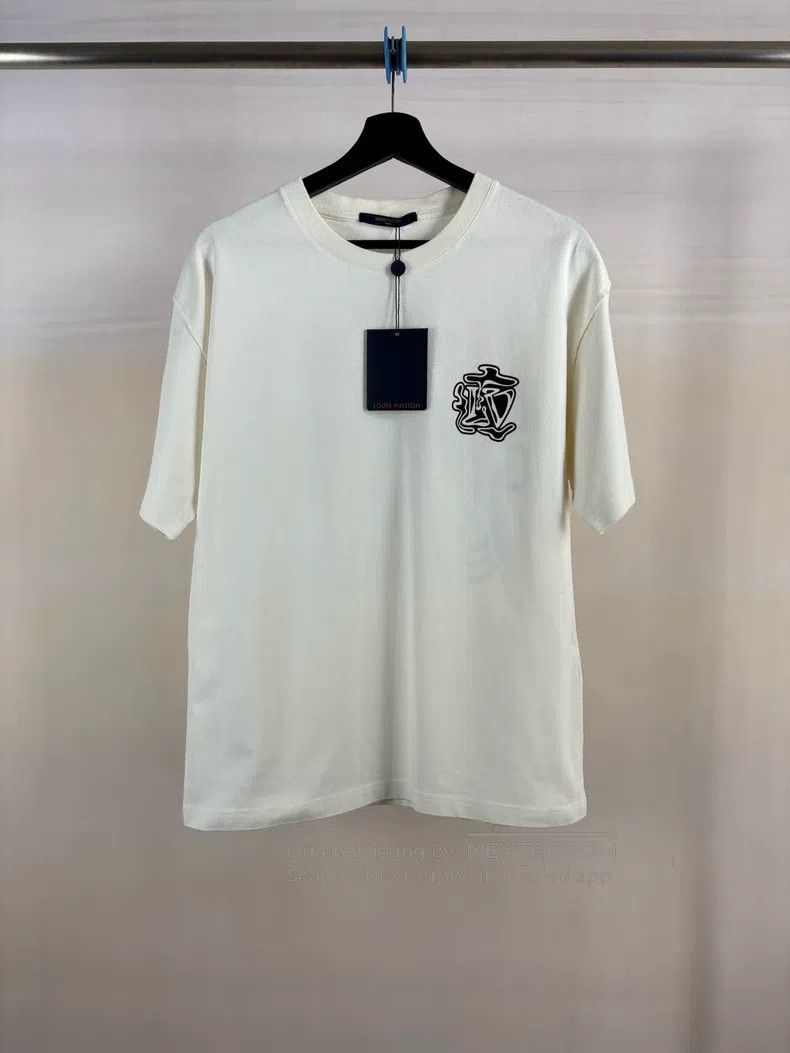 Louis Vuitton Louis Vuitton Smoke short sleeves Size US S / EU 44-46 / 1 - 1 Thumbnail