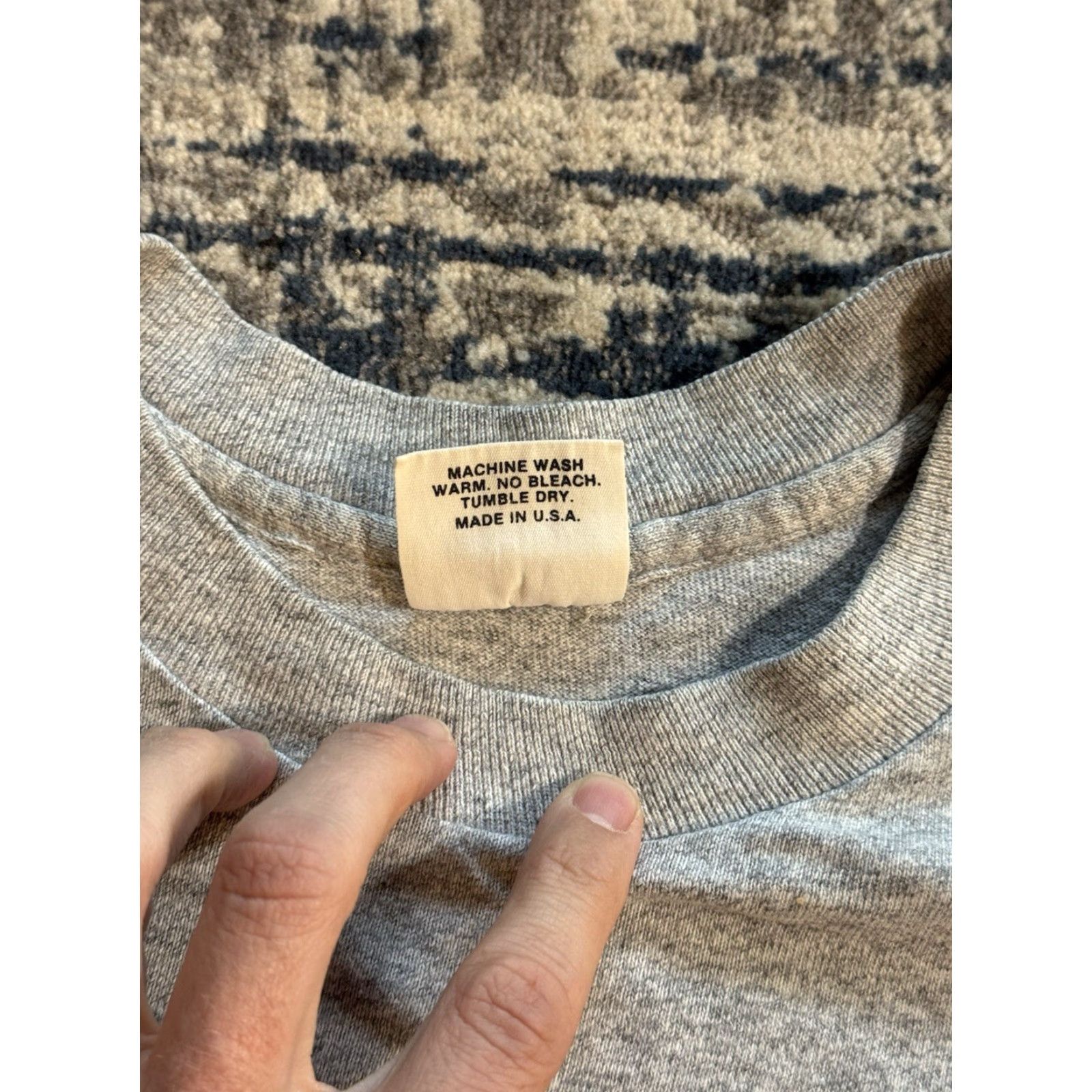Vintage VINTAGE William & Mary Cotton Exchange Heathered Grey Cotton Rayon T Shirt XL Men 90s College USA Graphic Print Crew Neck Short Sleeve Logo Vintage Size US XL / EU 56 / 4 - 4 Thumbnail