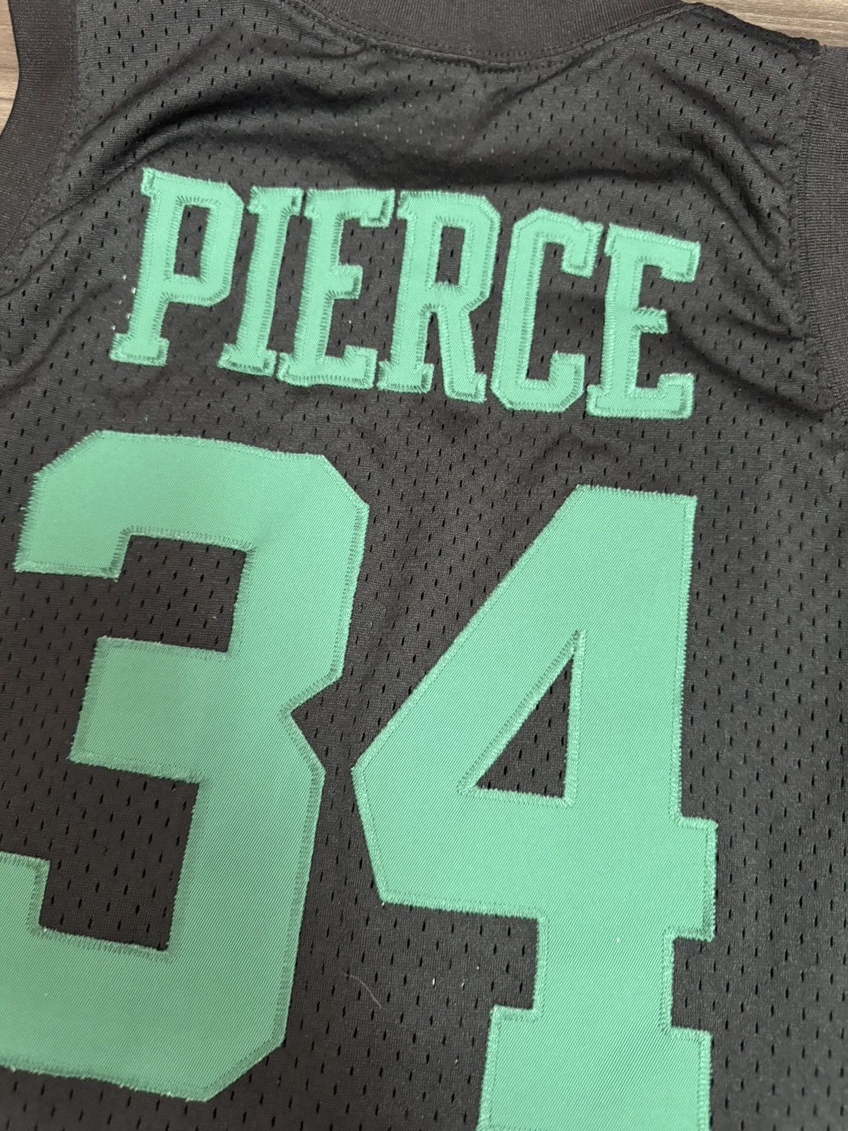 Nike Boston Celtics Paul Pierce #34 NBA Shamrock Stitched Jersey Size US S / EU 44-46 / 1 - 10 Thumbnail