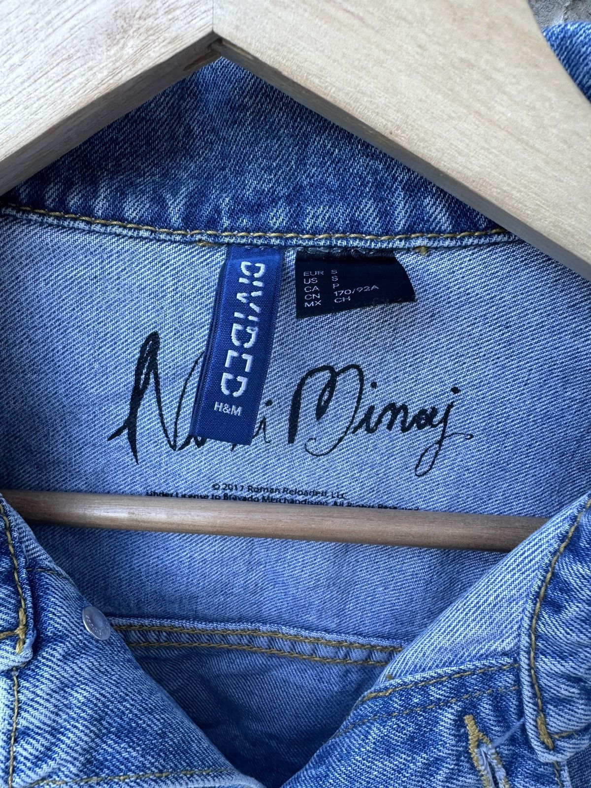 H&M Hm x Nicki Minaj denim jeans trucker jacket Size US S / EU 44-46 / 1 - 7 Thumbnail