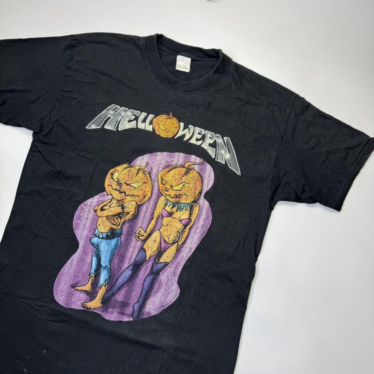 Band Tees Vintage 00’ Helloween Band Tee Size US XL / EU 56 / 4 - 3 Thumbnail
