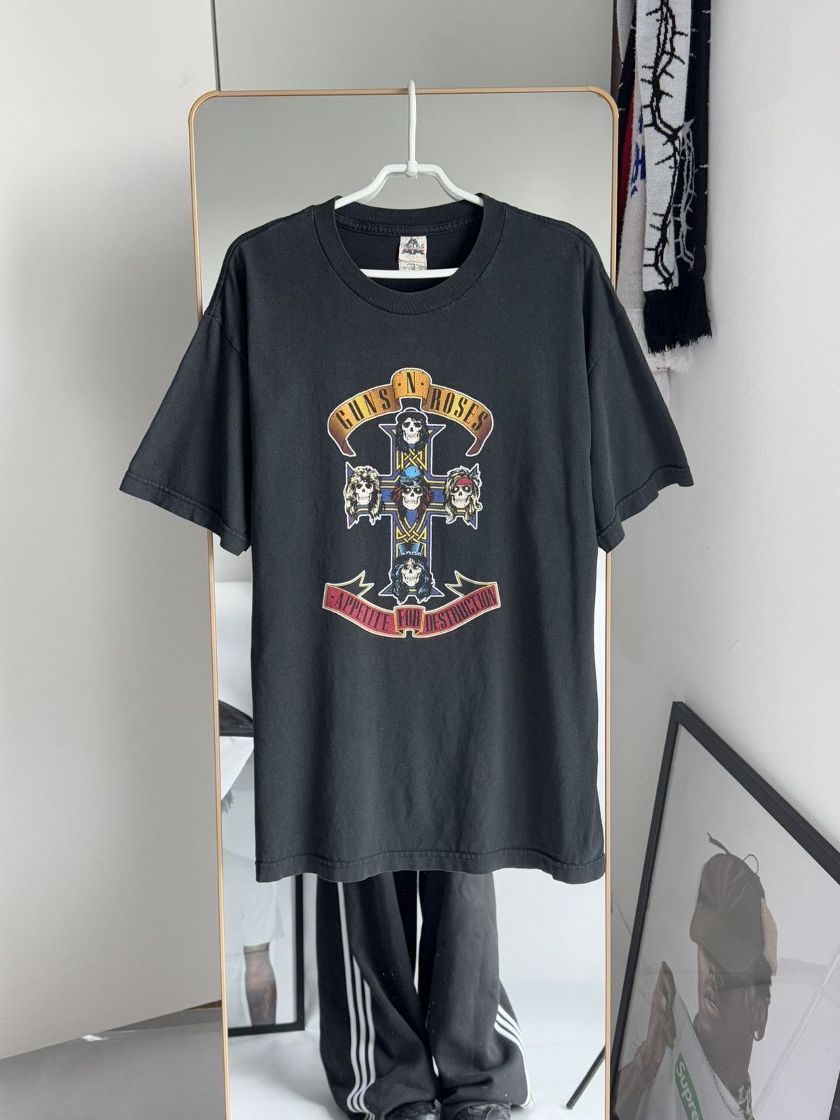 Band Tees Vintage Guns N Roses Appetite for Destruction T Shirt Size US L / EU 52-54 / 3 - 6 Thumbnail