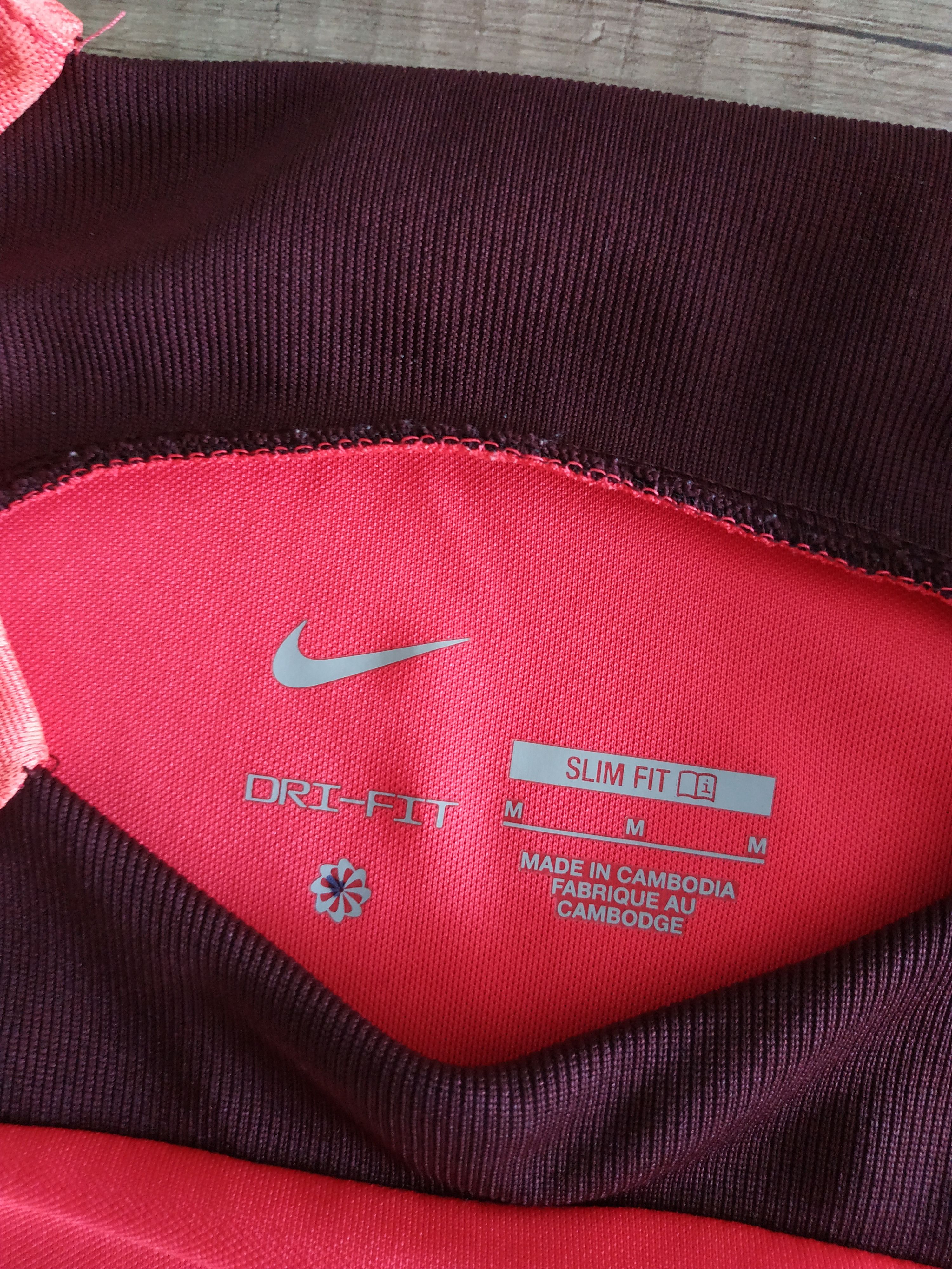 Nike Nike FC Liverpool Dri-Fit Men's 2022 Jersey, s. MEDIUM Size US M / EU 48-50 / 2 - 9 Thumbnail
