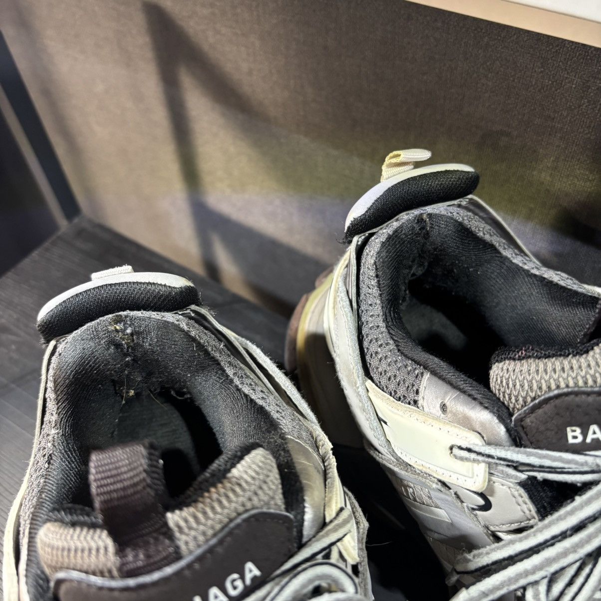 Balenciaga Women’s Balenciaga Track gray sneaker Size:35 (ArtNo.542436) Size US 5 / IT 35 - 13 Thumbnail
