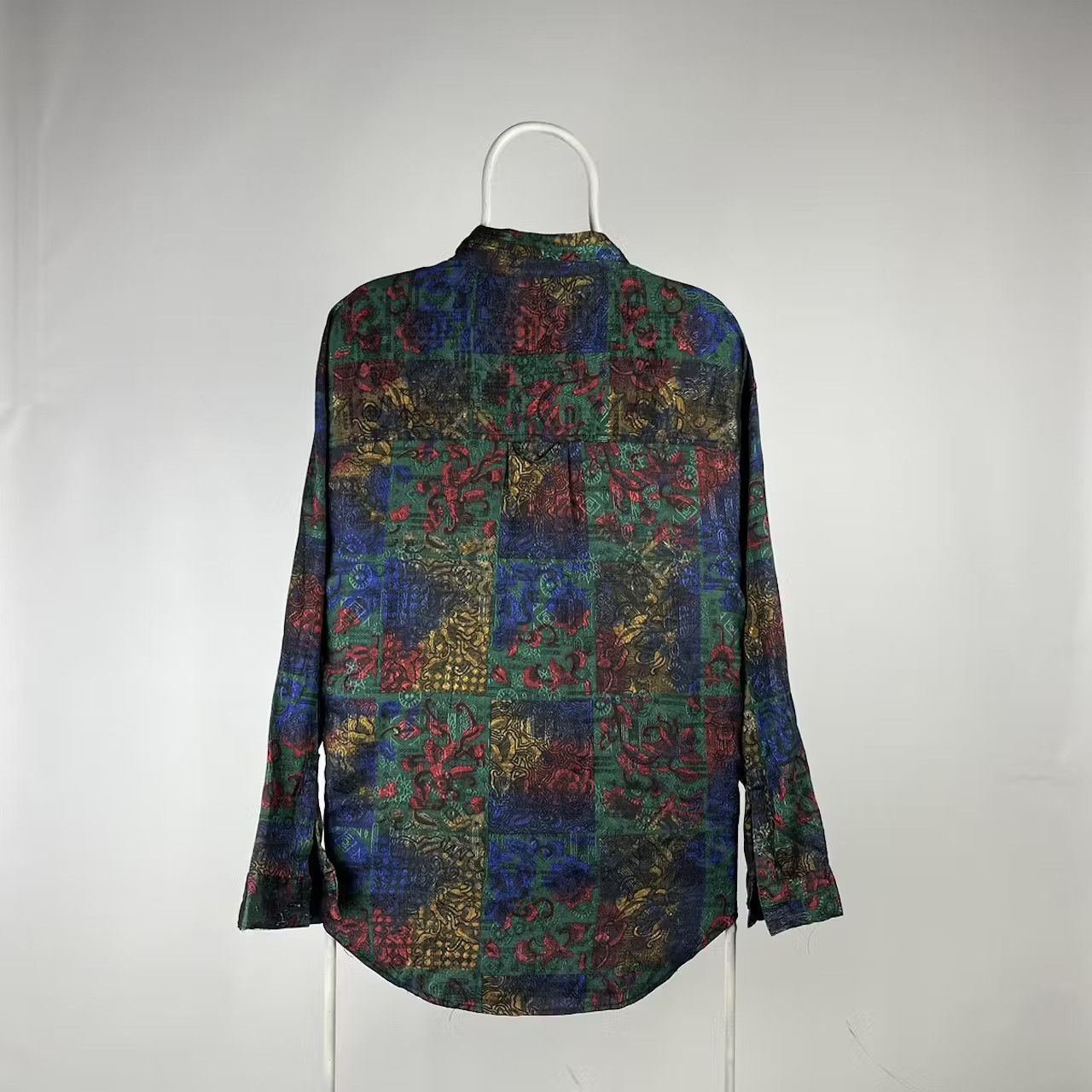 Vintage Vintage shirt crazy style size Medium rayon 100% Size US M / EU 48-50 / 2 - 2 Thumbnail
