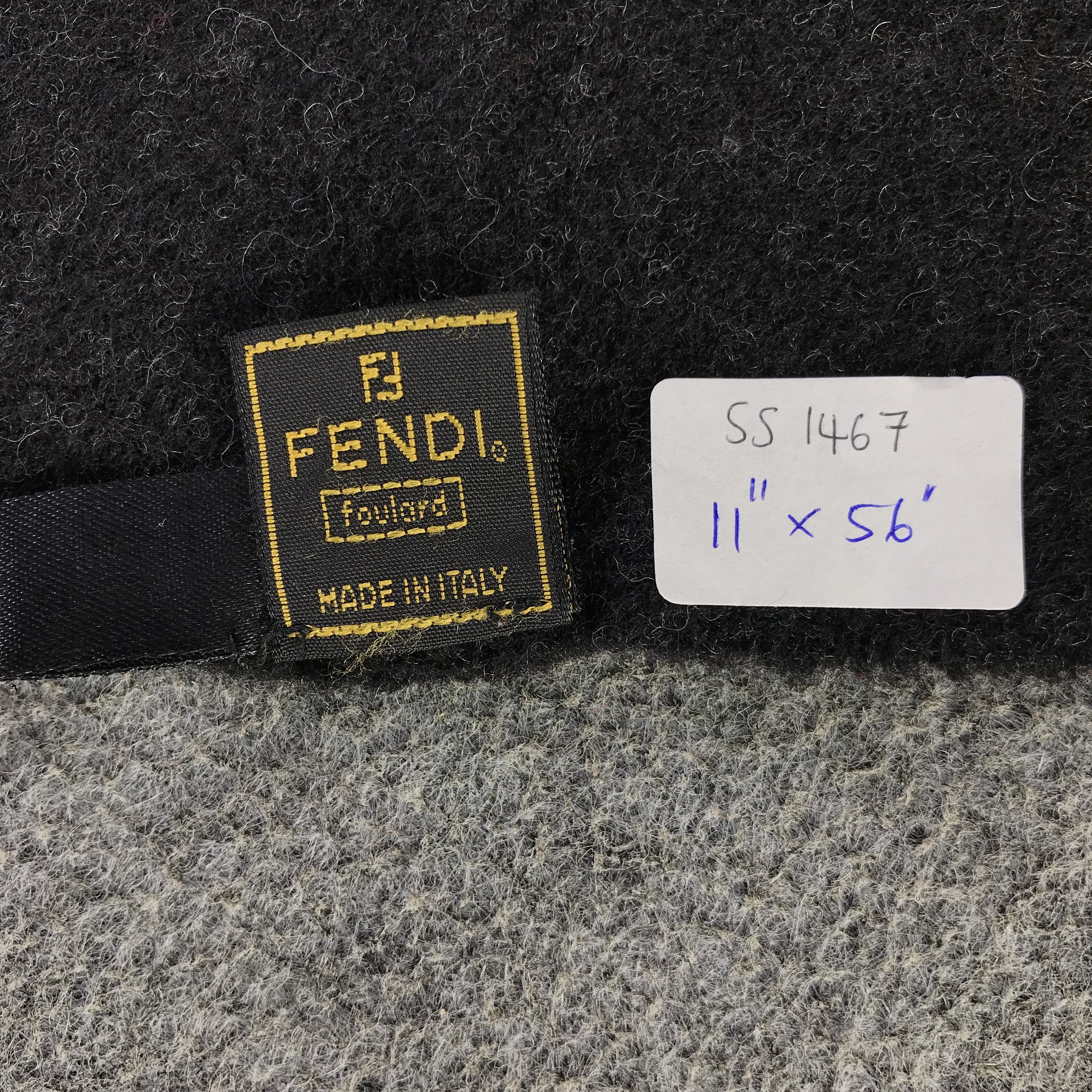 Fendi Fendi Wool Scarf / Muffler / Neckwear SS1467 Size ONE SIZE - 8 Thumbnail