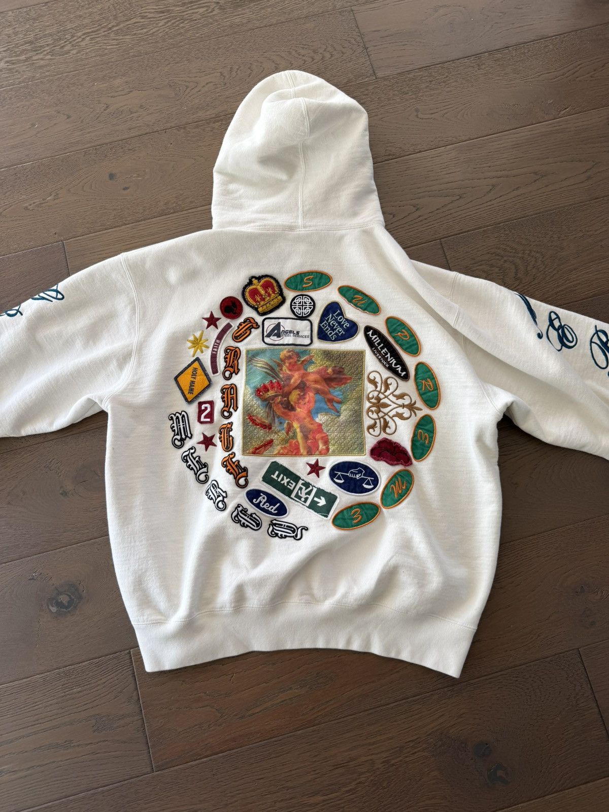 Supreme Supreme SS23 Patches Spiral Hoodie White Size US L / EU 52-54 / 3 - 2 Thumbnail