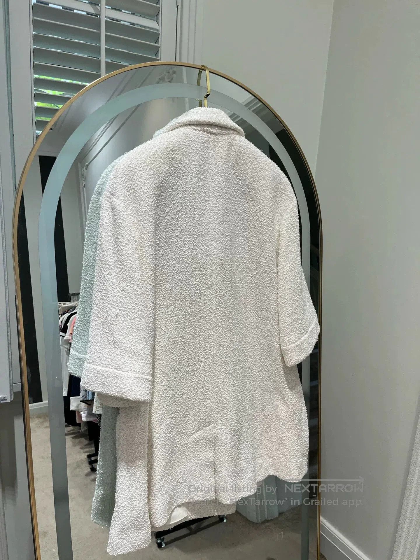 Chanel Chanel 22S White Tweed Jacket fr36. Size US M / EU 48-50 / 2 - 2 Thumbnail