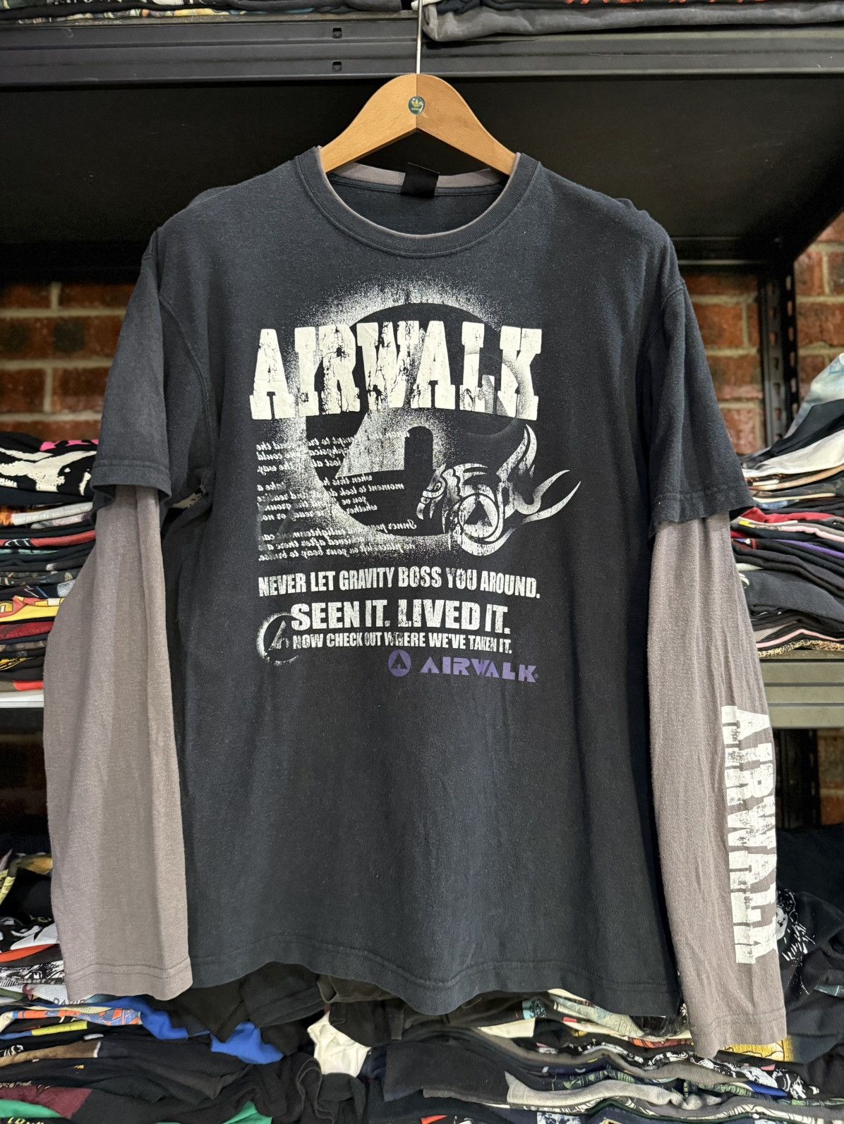 Airwalk Vintage Y2K Airwark Double Sleeve Skateboard Grunge Faded T Size US L / EU 52-54 / 3 - 1 Thumbnail