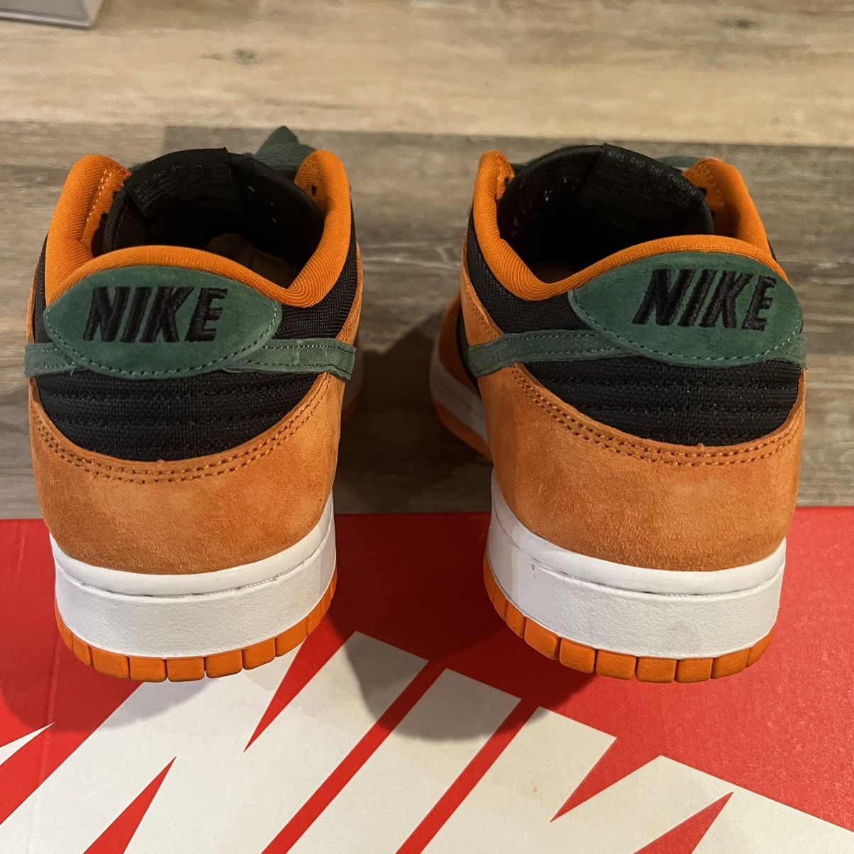 Nike Nike Dunk Low Ceramic Size US 10.5 / EU 43-44 - 10 Thumbnail