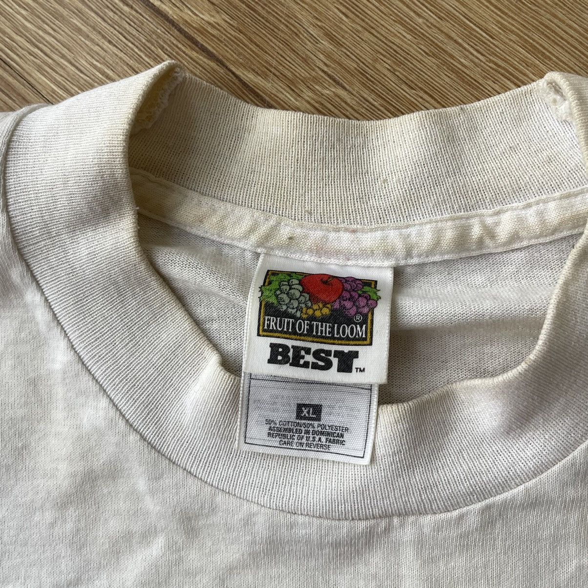 Vintage 80s STP “Is The Edge” NASCAR Racing Trashed T-shirt Tee Size US XL / EU 56 / 4 - 2 Thumbnail