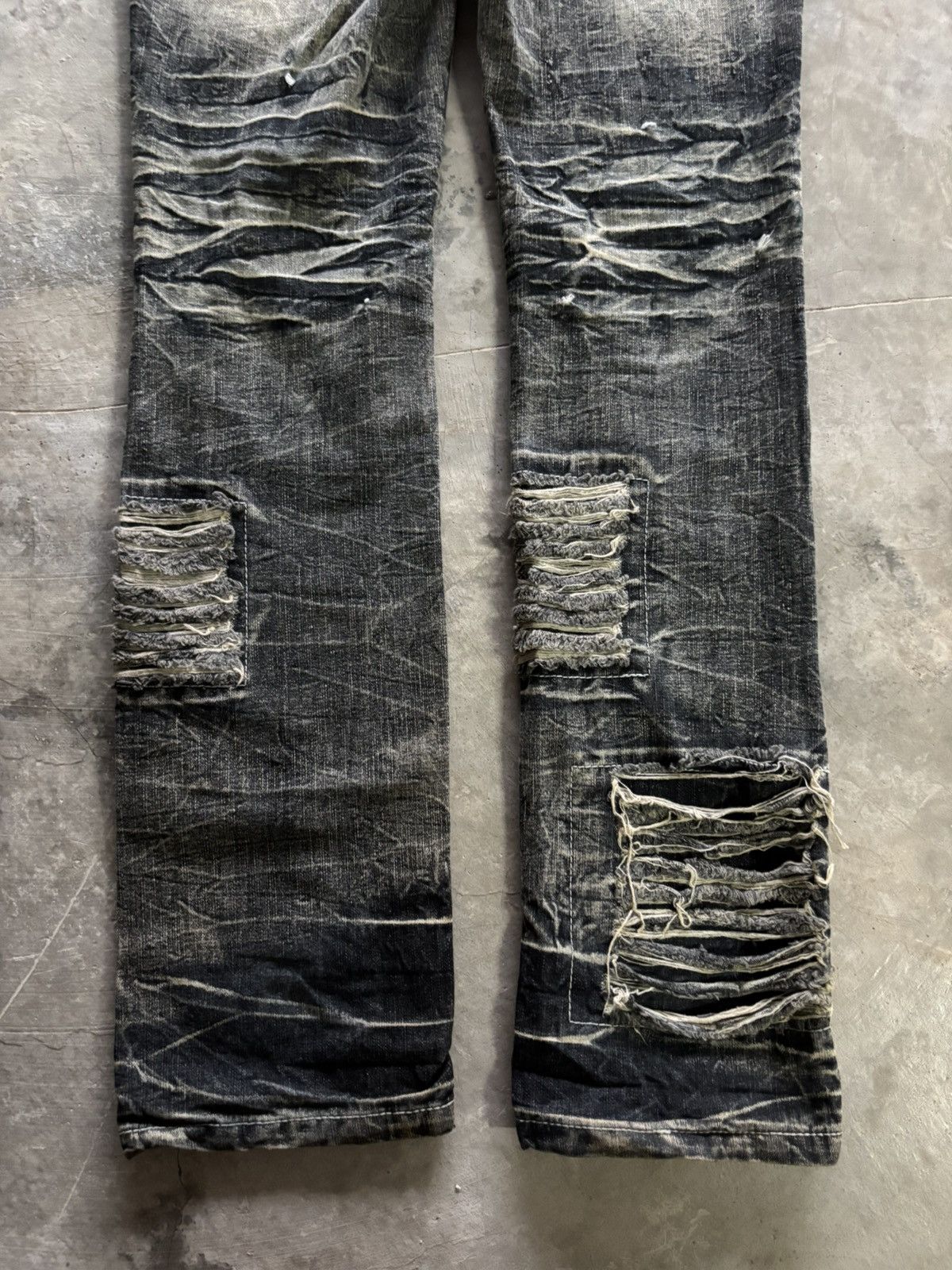 Hysteric Glamour DISTRESSED LOWBOX WHISKERED WASH JAPANESE DENIM SLIM GRUNGE Size US 31 - 18 Thumbnail
