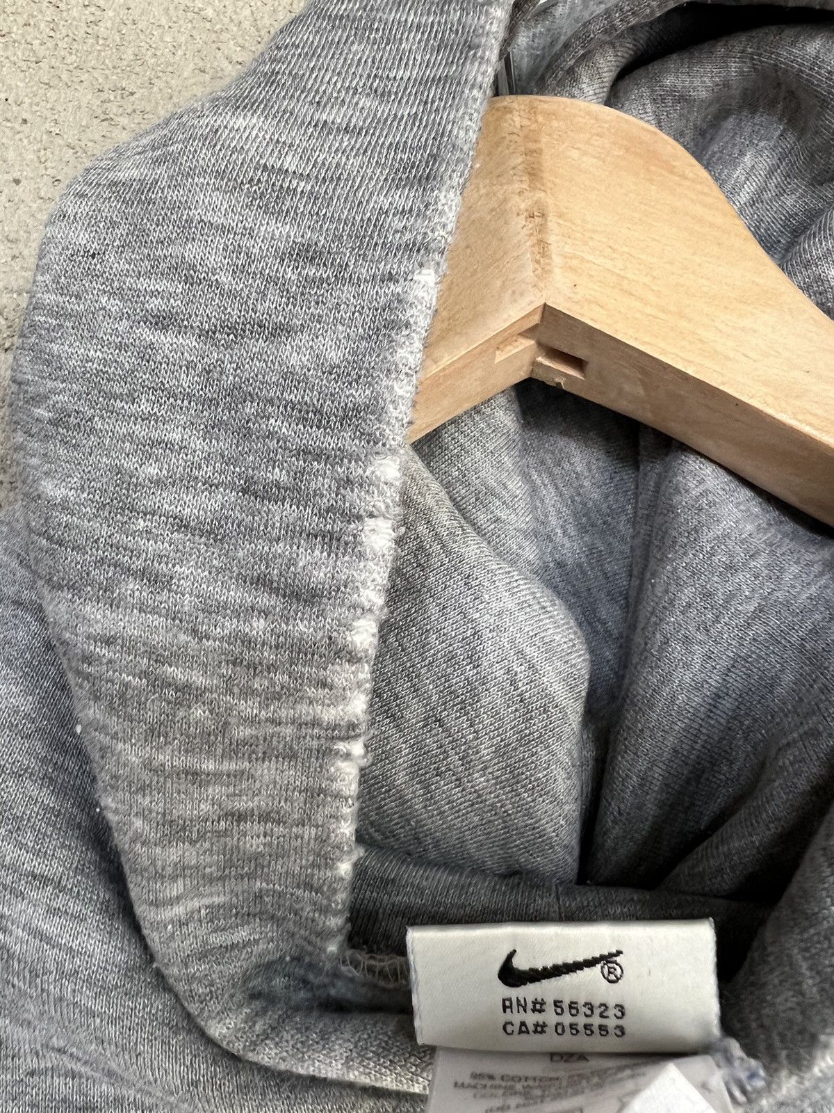 Nike Vintage Nike Swoosh Hoodies Size US M / EU 48-50 / 2 - 6 Thumbnail