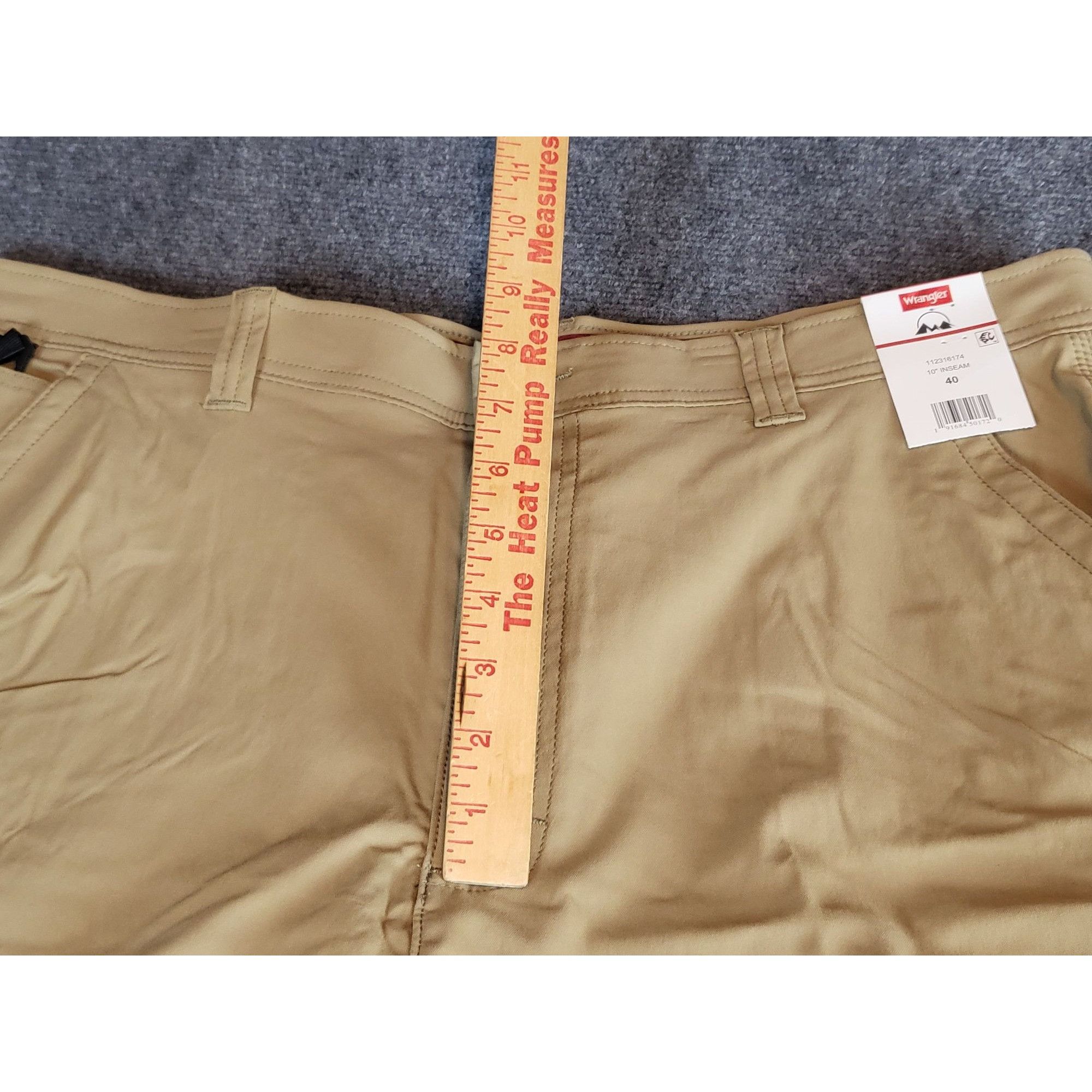 Wrangler Wrangler Performance Elastic Waist Shorts Men Sz 40 Khaki Br Size US 40 / EU 56 - 4 Thumbnail