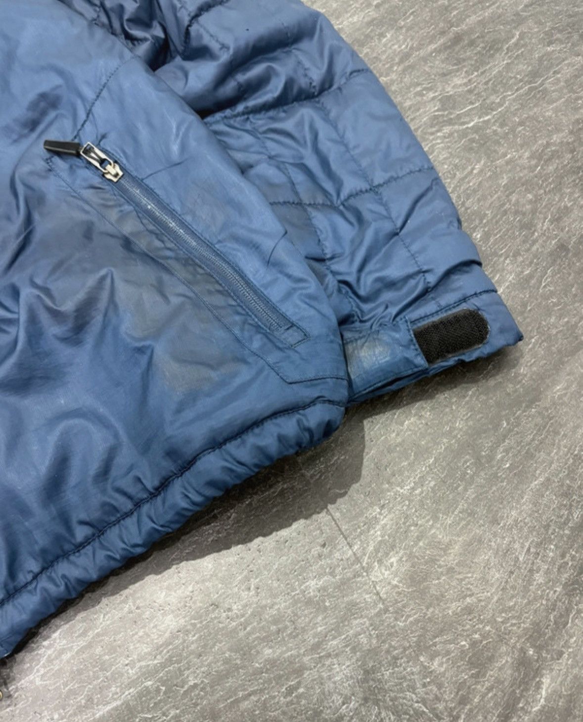 Nike 90s Nike Vintage Swoosh Logo Retro Down Jacket Rare Size US L / EU 52-54 / 3 - 4 Thumbnail