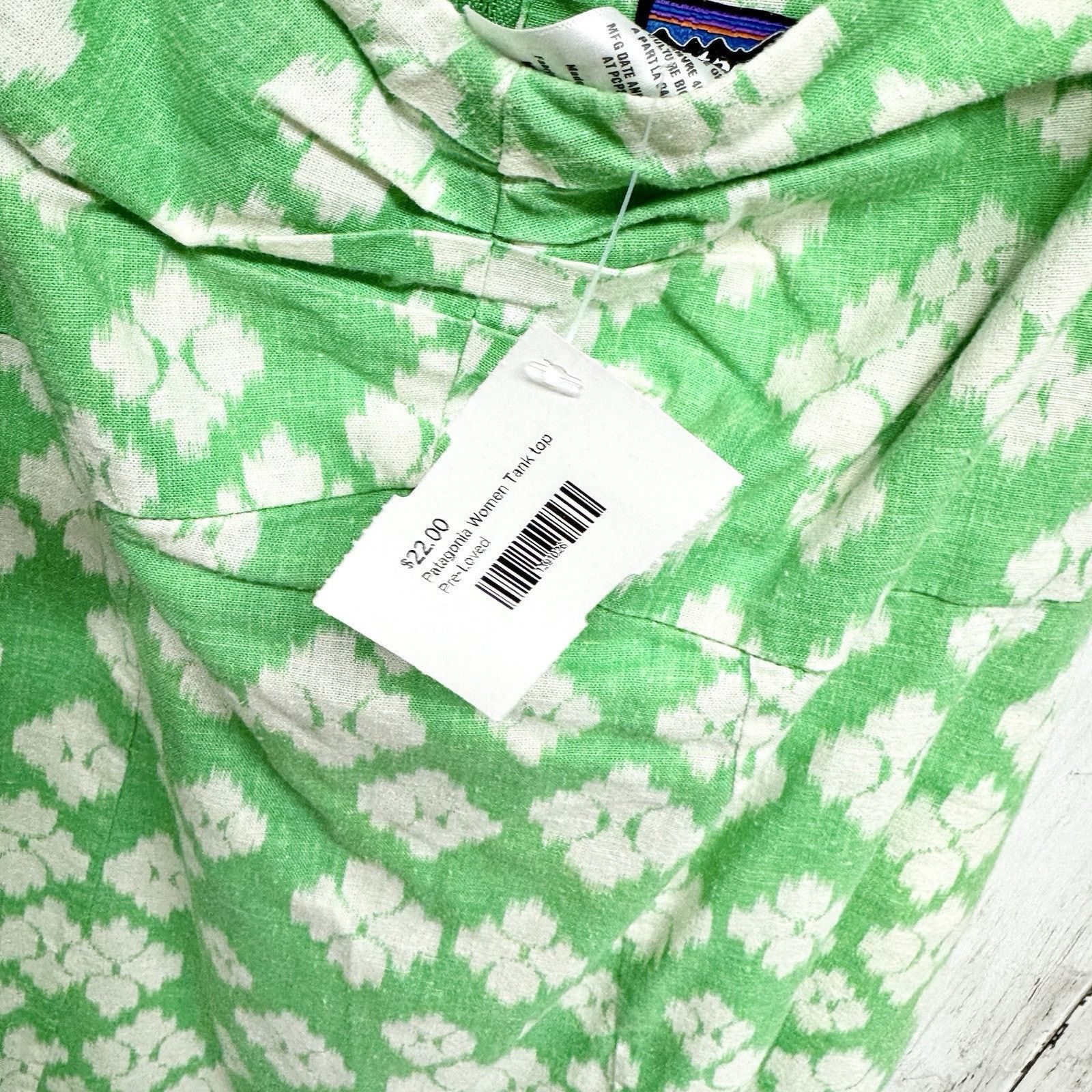 Patagonia Patagonia Tank Top Sz 8 Square Neck Wide Strap Floral Green Size M / US 6-8 / IT 42-44 - 3 Thumbnail