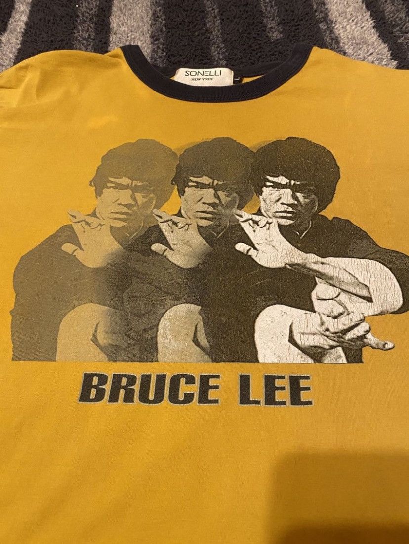 Vintage 2000’s Bruce Lee Mustard Yellow T-shirt Size US L / EU 52-54 / 3 - 3 Thumbnail