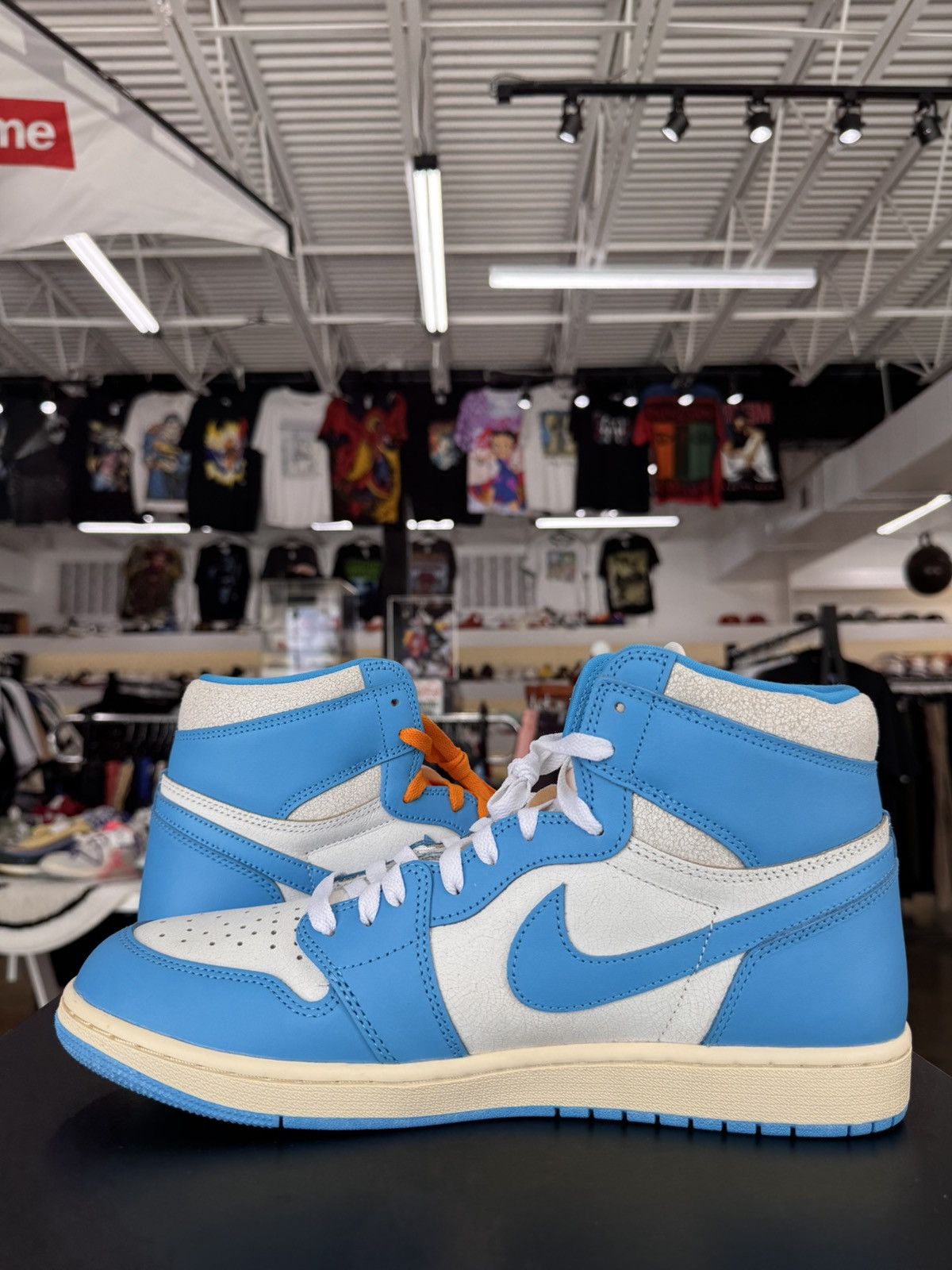 Jordan Brand Air Jordan 1 High UNC Reimagined Size 13 (2025) Size US 13 / EU 46 - 4 Thumbnail