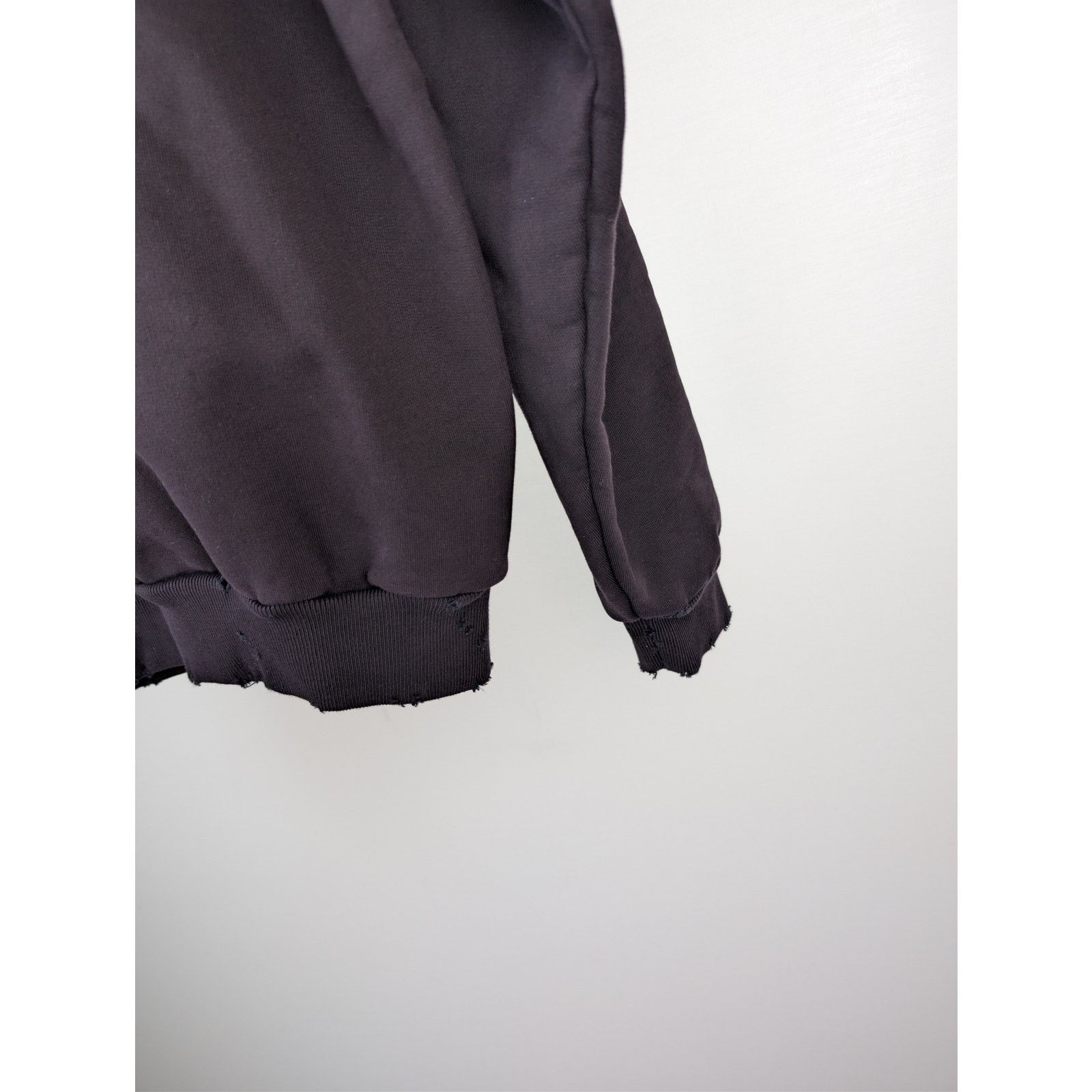 Balenciaga o1rshd1 Pierced Round Hoodie in Washed Black Size US M / EU 48-50 / 2 - 15 Thumbnail