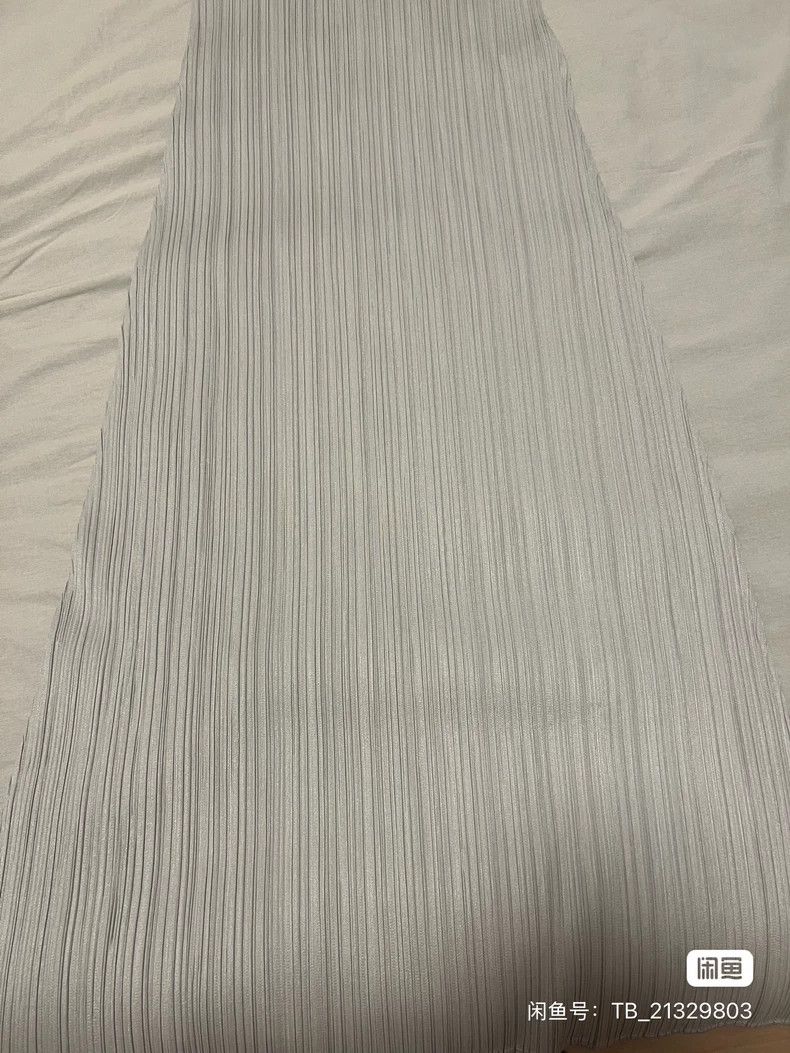 Issey Miyake Issey Miyake size:3 Beige pleated dress Size XS / US 0-2 / IT 36-38 - 3 Thumbnail