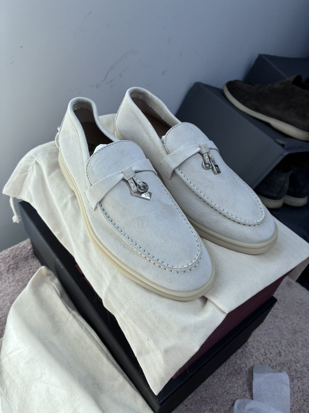 Loro Piana Loro piana grey summer charm walk uk 5 eu 38 Size US 8 / IT 38 - 1 Thumbnail