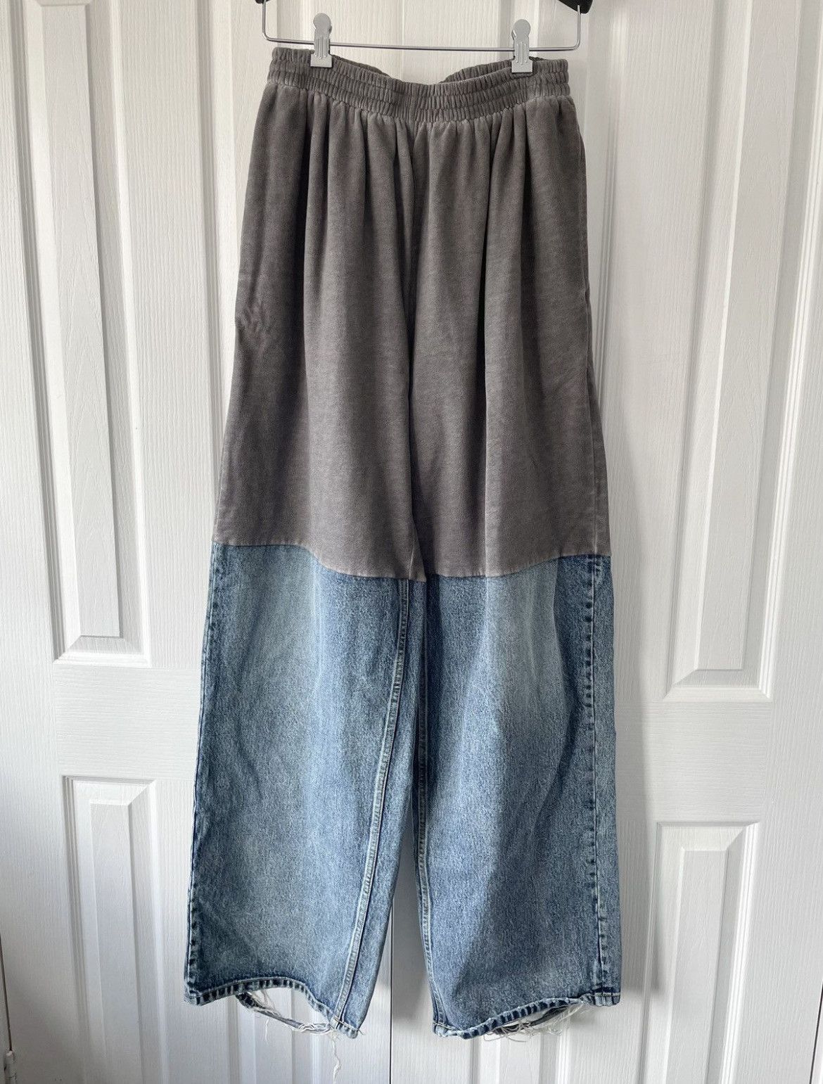 Balenciaga Balenciaga SS23 Mudshow Hybrid Denim Sweat Pant Size US 32 / EU 48 - 1 Thumbnail