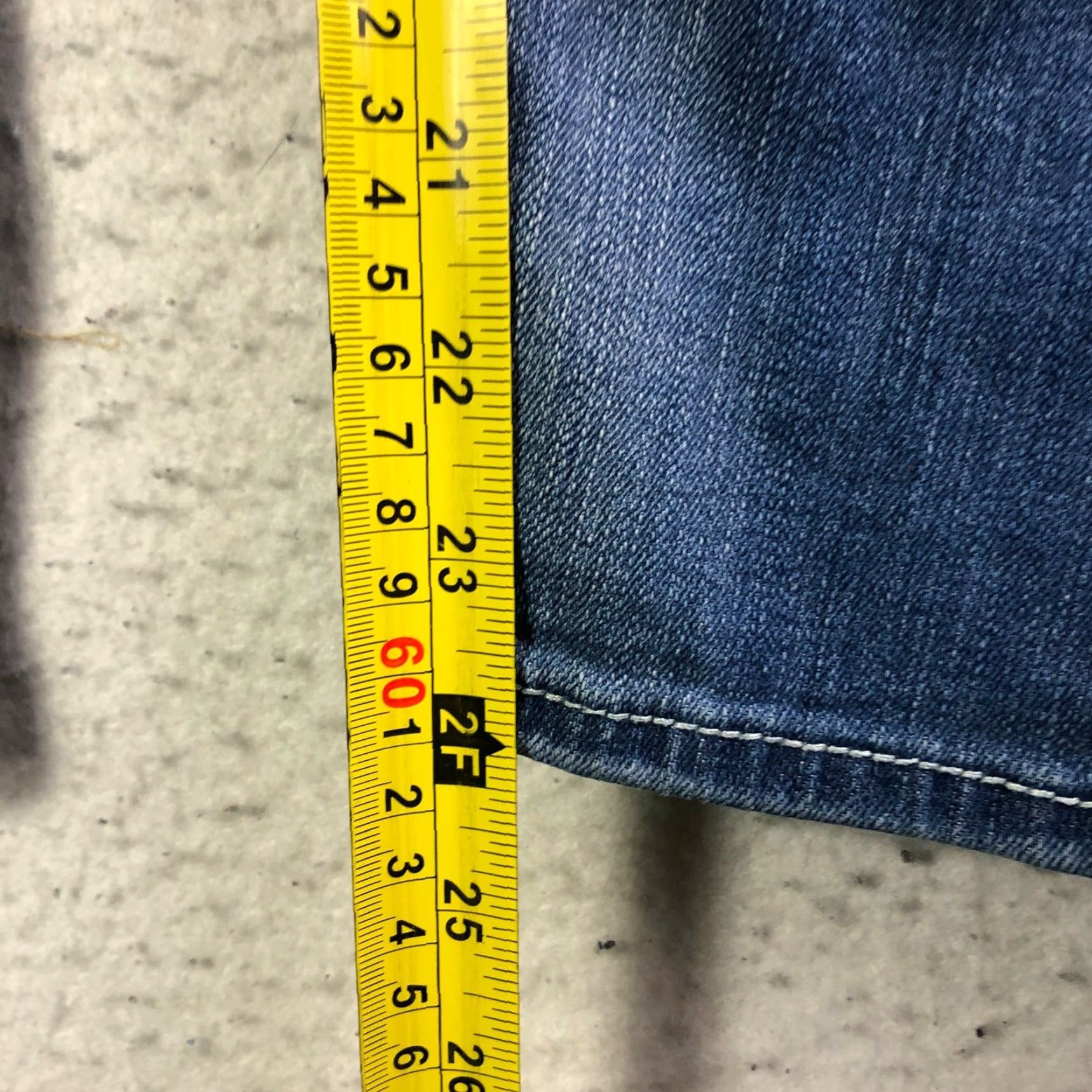 Vintage Hydraulic Gramercy Distressed Crop Womens Size 7/8 Medium Wash Blue Jeans Size 30" / US 8 / IT 44 - 3 Thumbnail