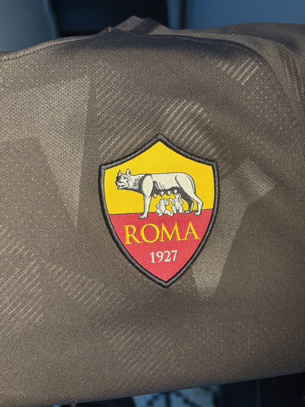 Nike AS Roma Third Kit 2017/18 Size US S / EU 44-46 / 1 - 6 Thumbnail