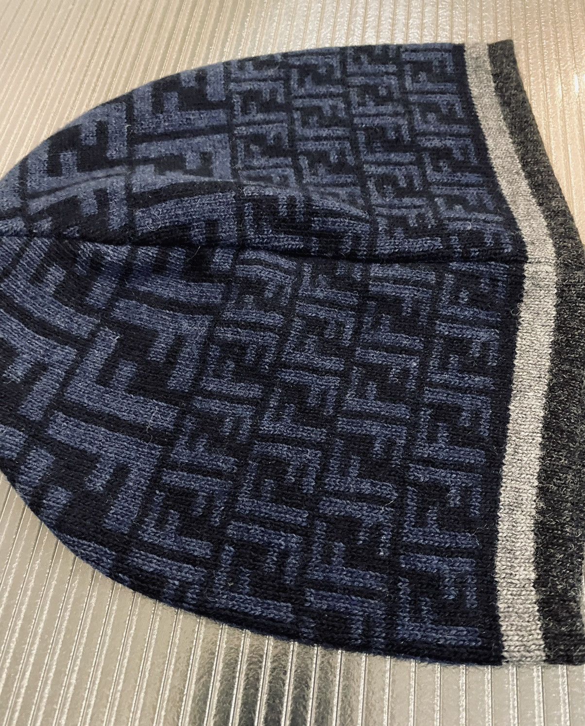 Fendi Fendi 🇮🇹 Blue/Black Wool blend FF Beanie unisex NEW Size ONE SIZE - 5 Thumbnail