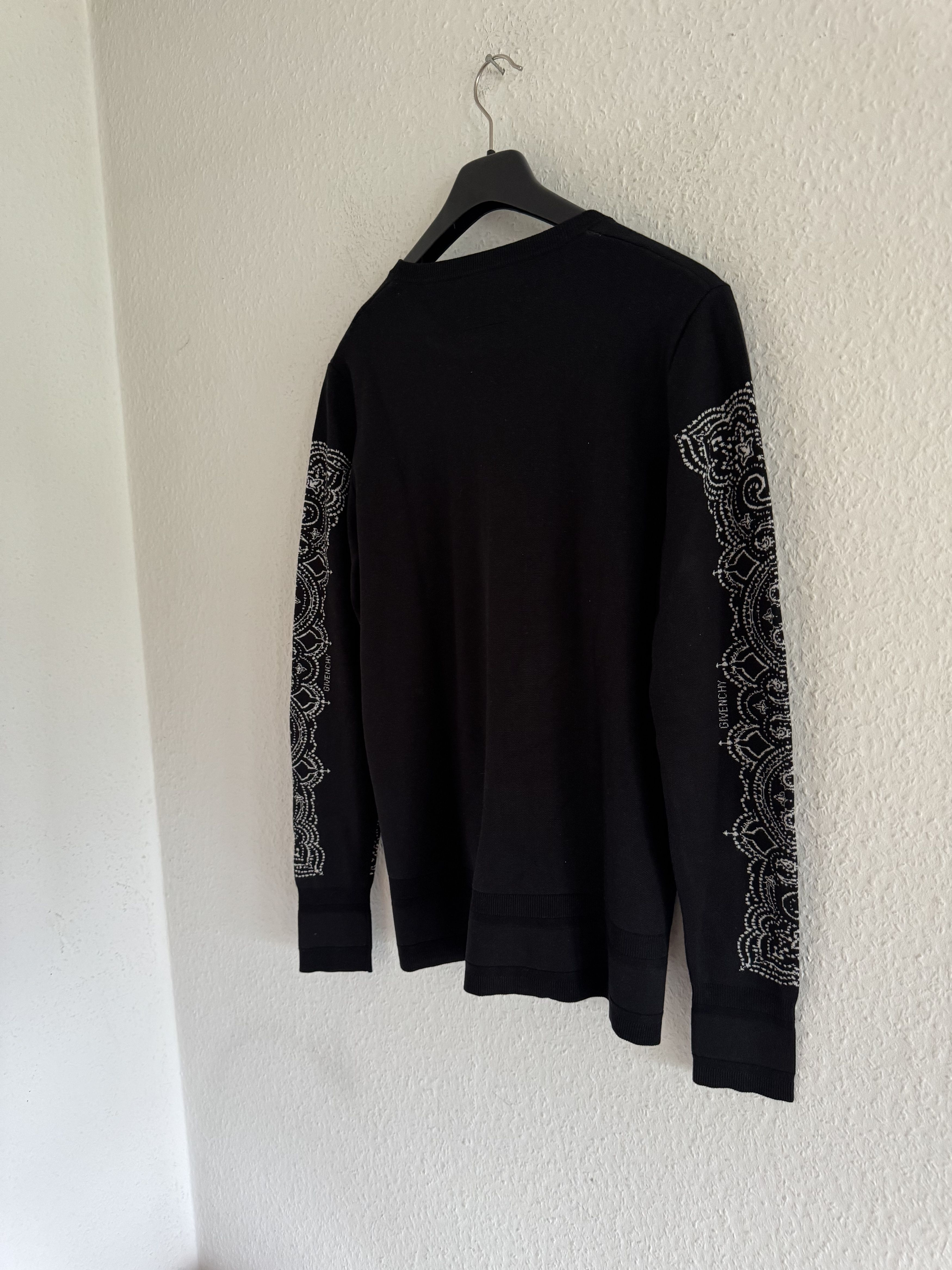 Givenchy Black White Paisley Silk Pullover Size US S / EU 44-46 / 1 - 11 Thumbnail