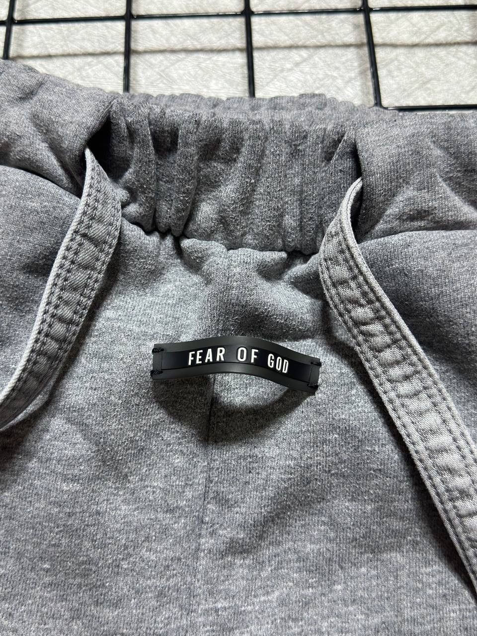 Fear of God Archive Hype Fear of God Sixth Collection Sweatpants Pants Size US 28 / EU 44 - 2 Thumbnail