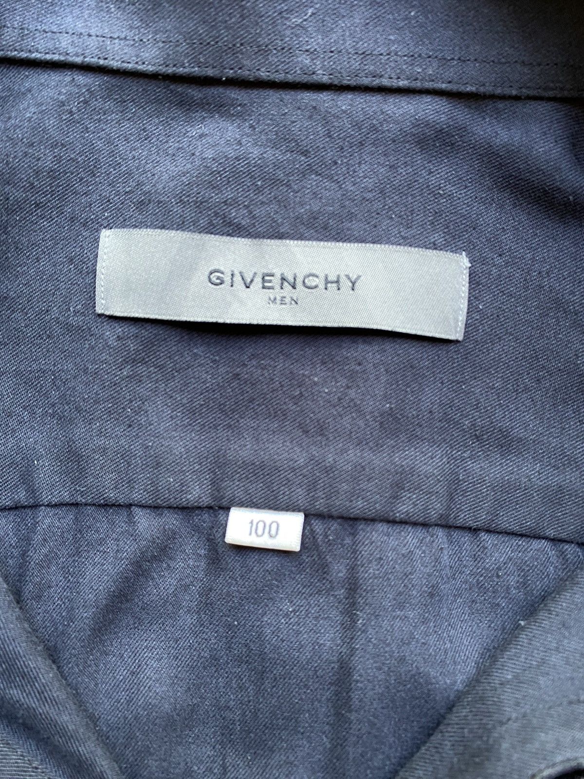 Givenchy Givenchy black shirt Size US M / EU 48-50 / 2 - 3 Thumbnail