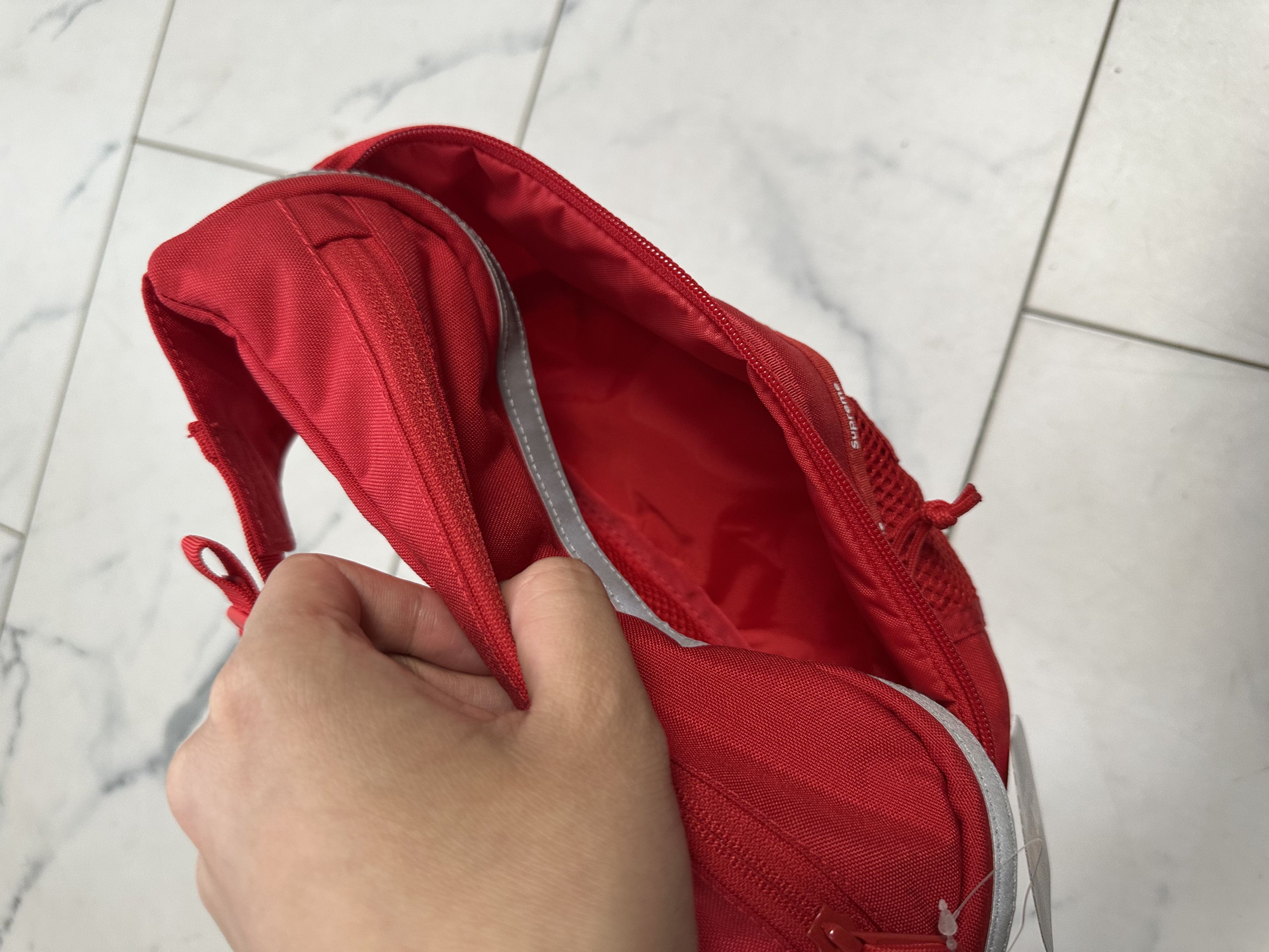 Supreme Supreme Waist Bag SS24 Red Size ONE SIZE - 3 Thumbnail
