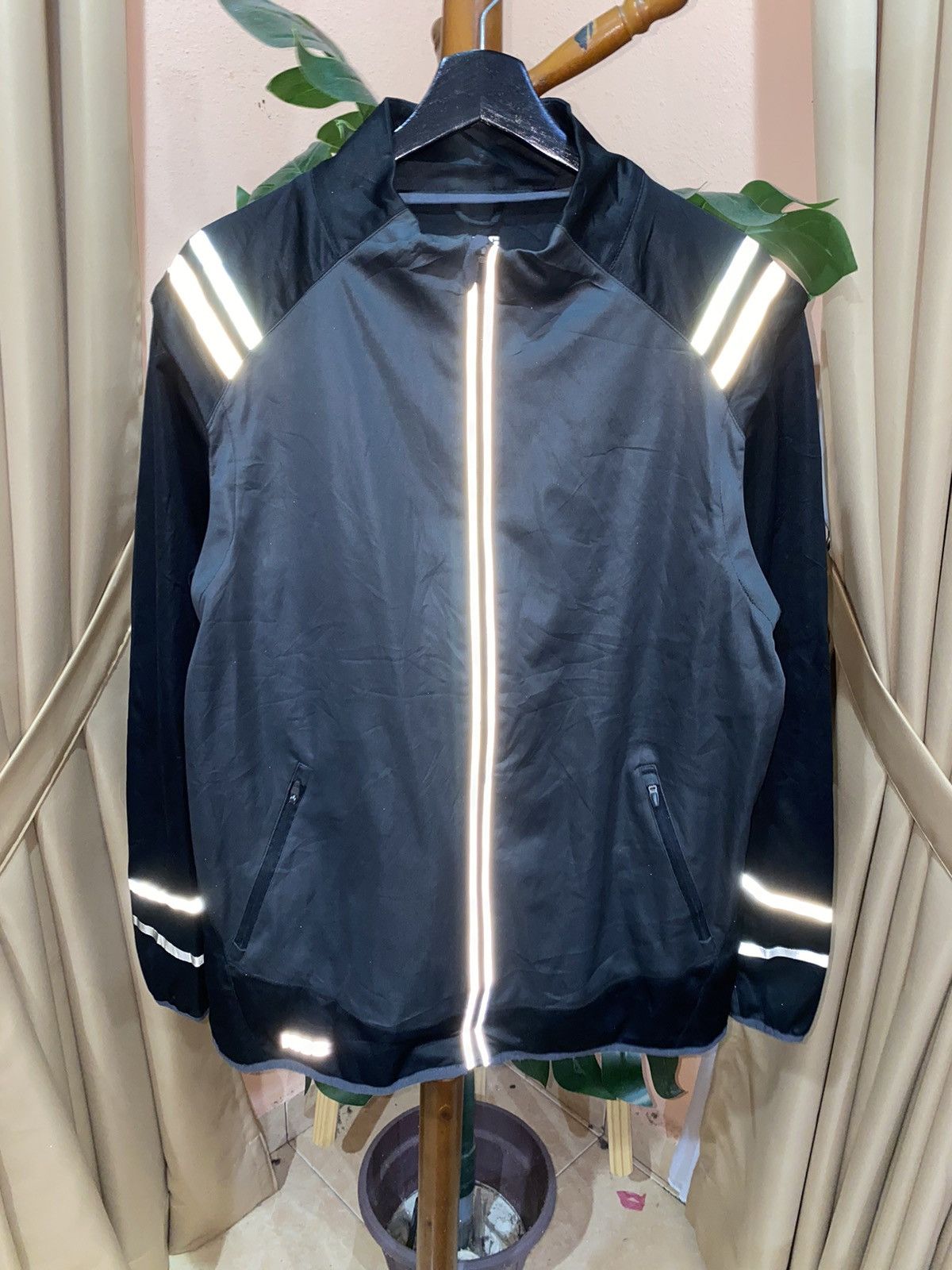 Other INOC Reflective Running Jacket Lightweight Modern Activewear Size US L / EU 52-54 / 3 - 2 Thumbnail