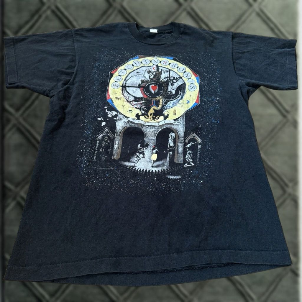 Bones VINTAGE Fetchin Bones Monster Shirt Large Black Graphic Band 1989 RARE Tour Mens Shirt Size US L / EU 52-54 / 3 - 1 Thumbnail
