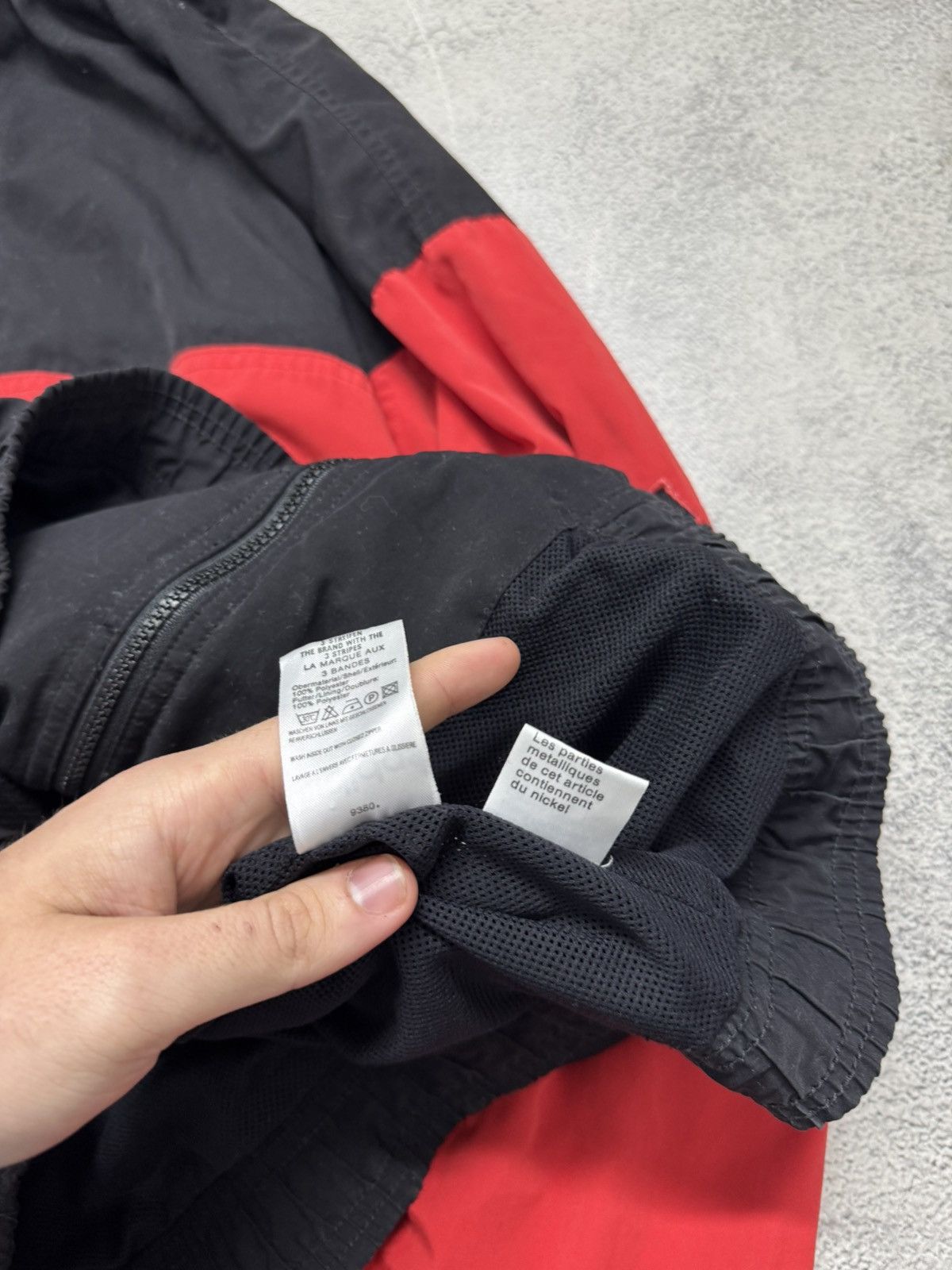 Adidas Vintage Y2k Adidas 💙🖤 Nylon Spellout Logo Jacket 90’s Size US XL / EU 56 / 4 - 12 Thumbnail