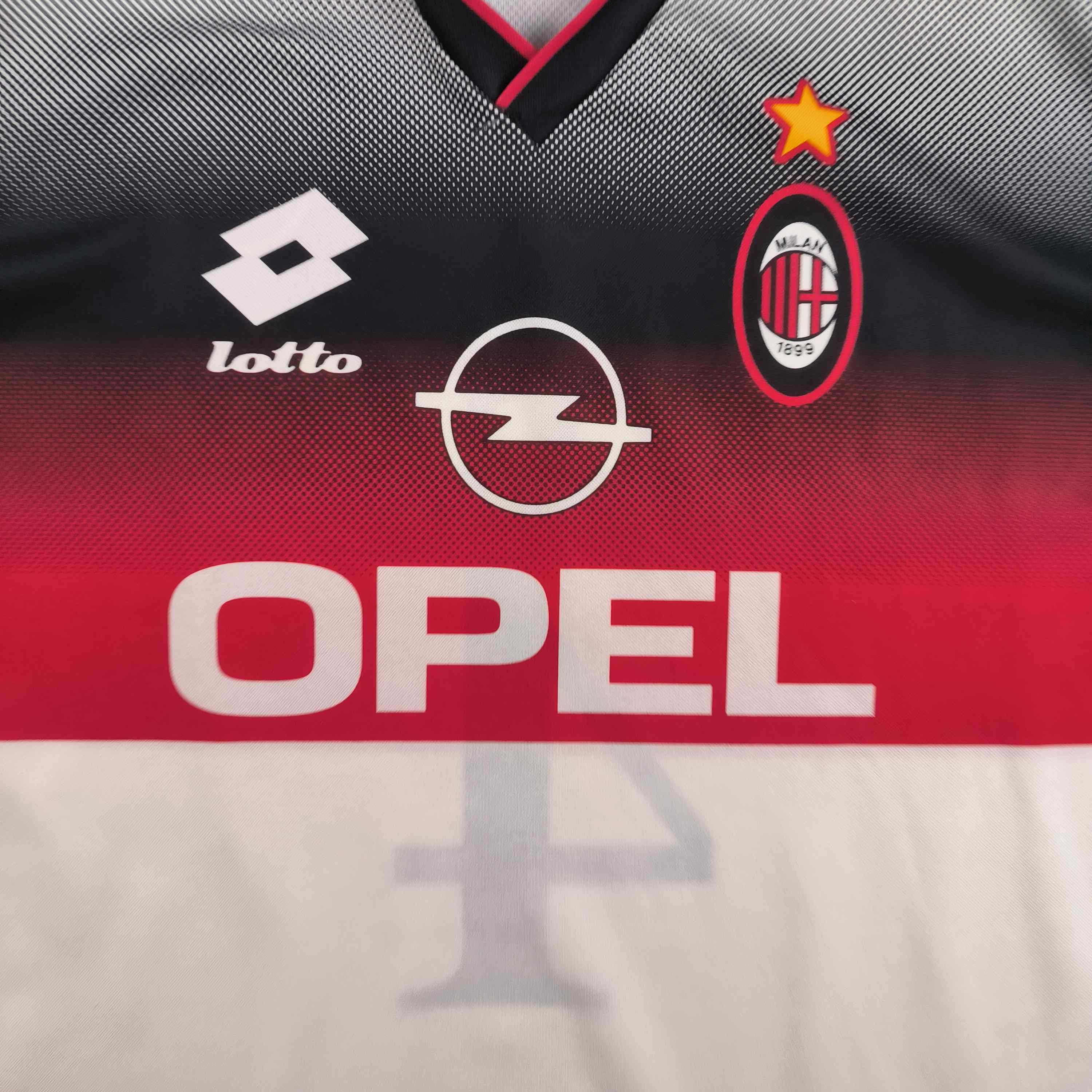 Lotto Sport AC Milan 1995-96 Lotto training football jersey size XXL Size US XXL / EU 58 / 5 - 3 Thumbnail