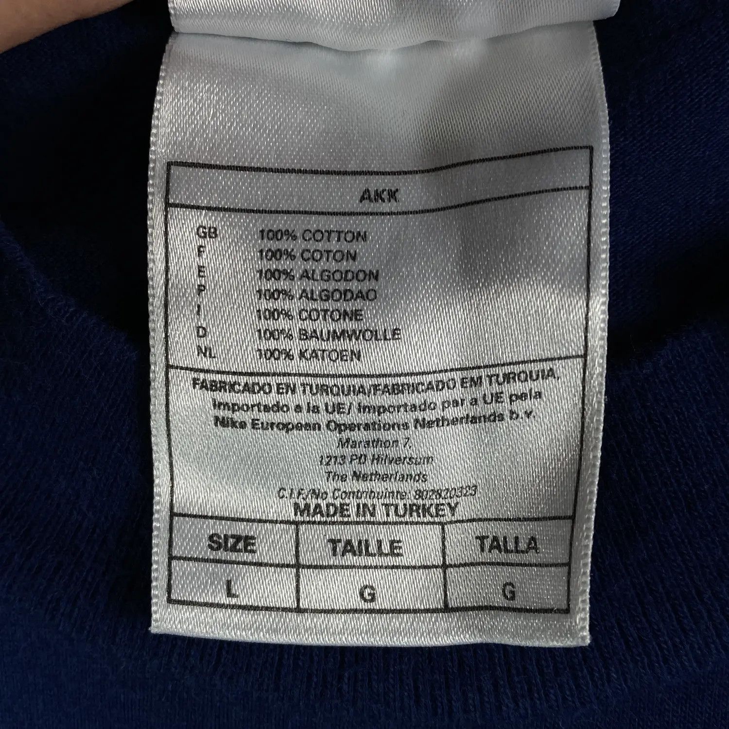 Nike Mens T-Shirt Short Sleeve Nike Vintage Center Logo Size L Size US L / EU 52-54 / 3 - 8 Thumbnail