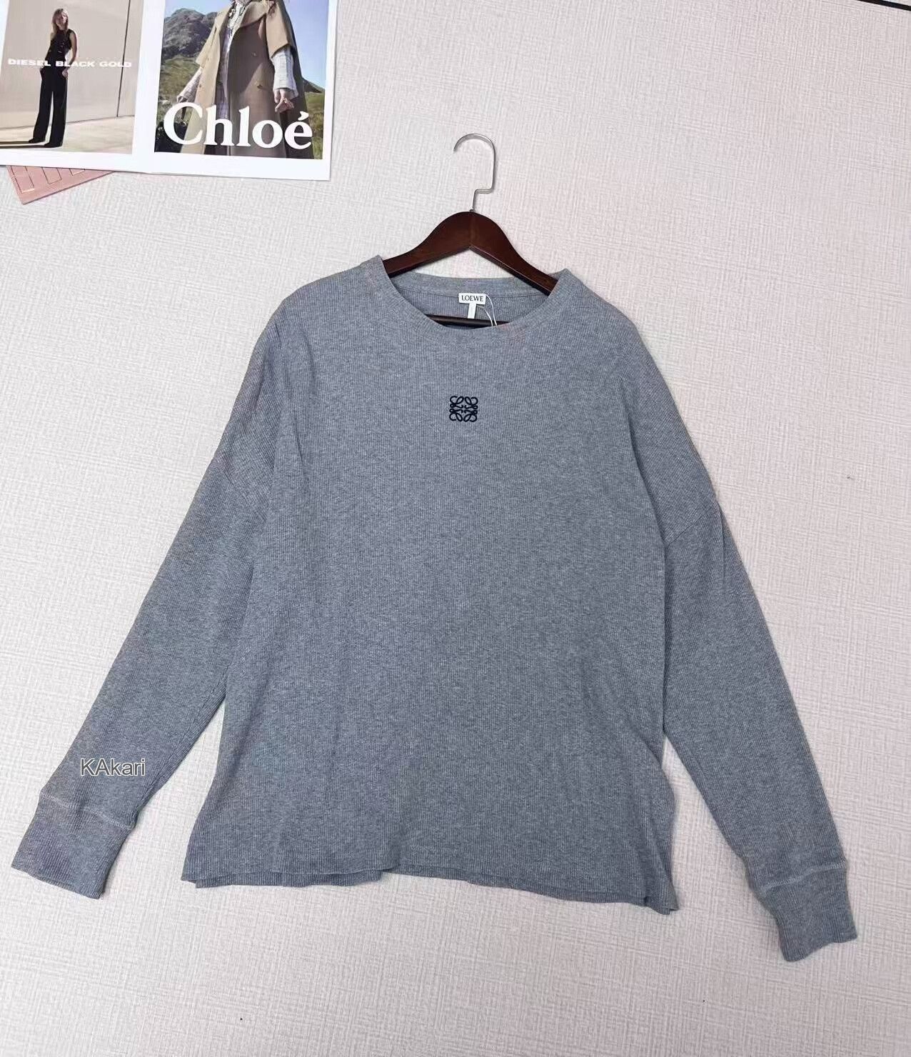 Loewe Loewe Grey Embroidered Logo Long-Sleeve Top S Size US S / EU 44-46 / 1 - 2 Thumbnail
