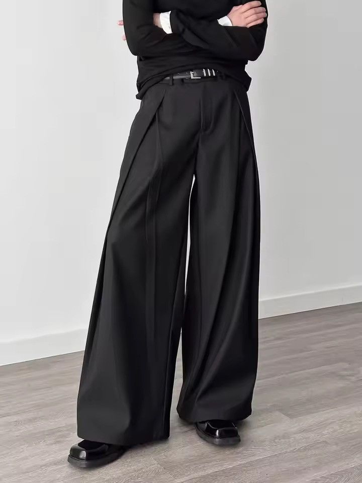 Vintage Vintage Men's 1950s-60s Rockabilly Black Wool Pleated