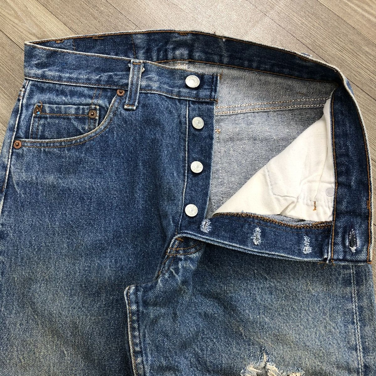 Levi's × Levi's Vintage Clothing 🇺🇸70’s Vintage Levis 501 29x32 Straight Leg Distressed Jeans Size US 29 - 11 Thumbnail